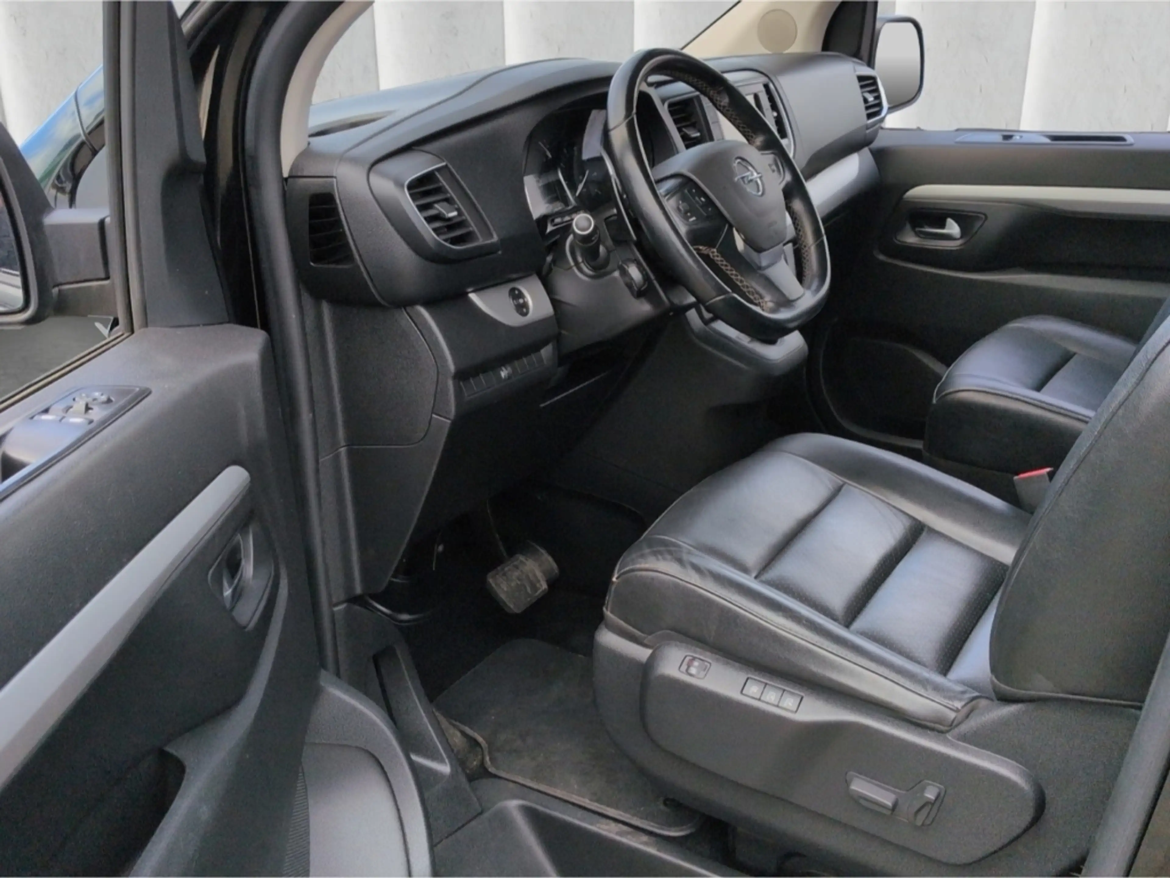 Opel Zafira Life Elegance 7Sitze 2.0D*Autom StandHzg — photo 4