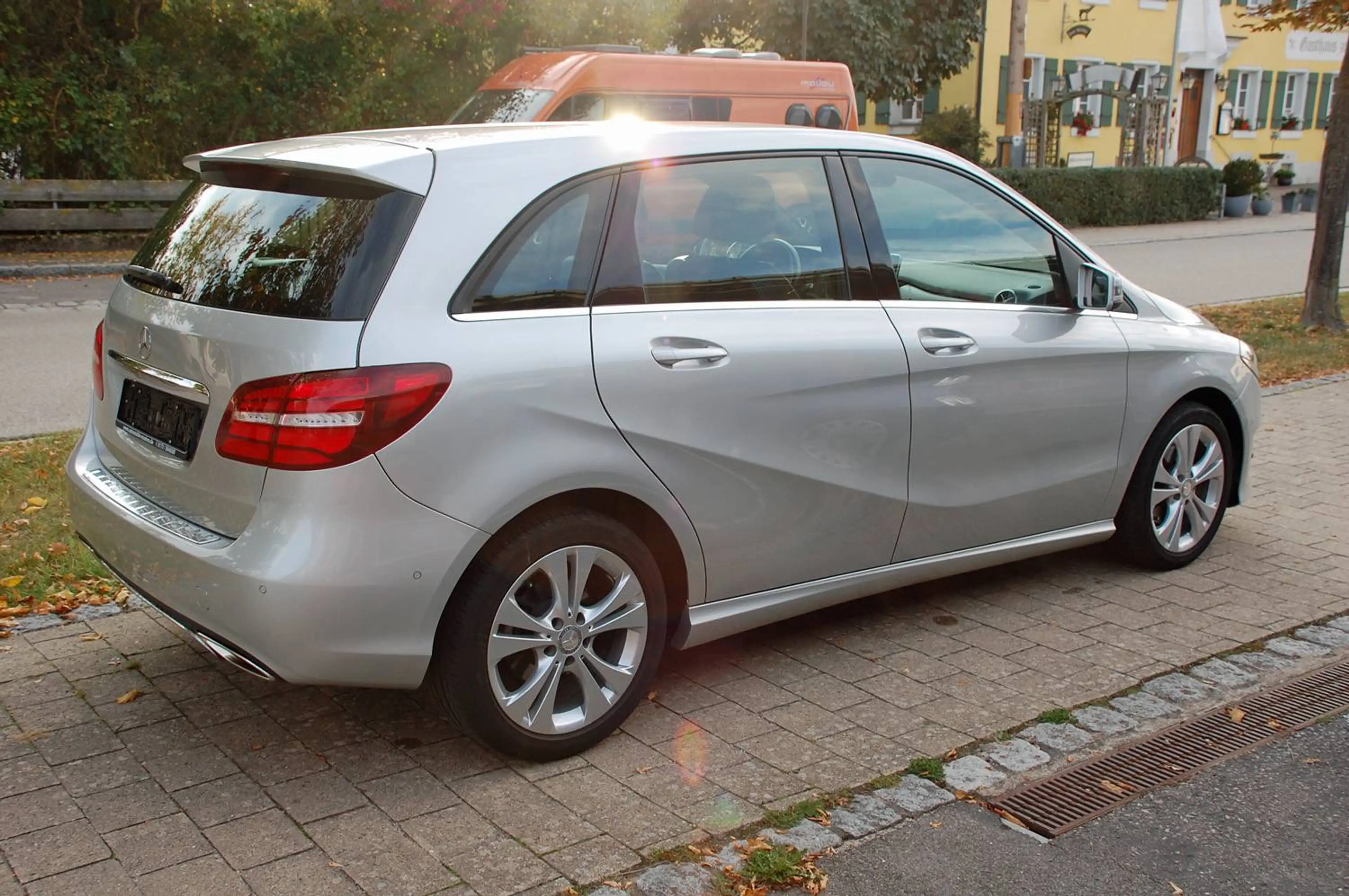 Mercedes-Benz B 180 B 180 (246.242) — photo 2