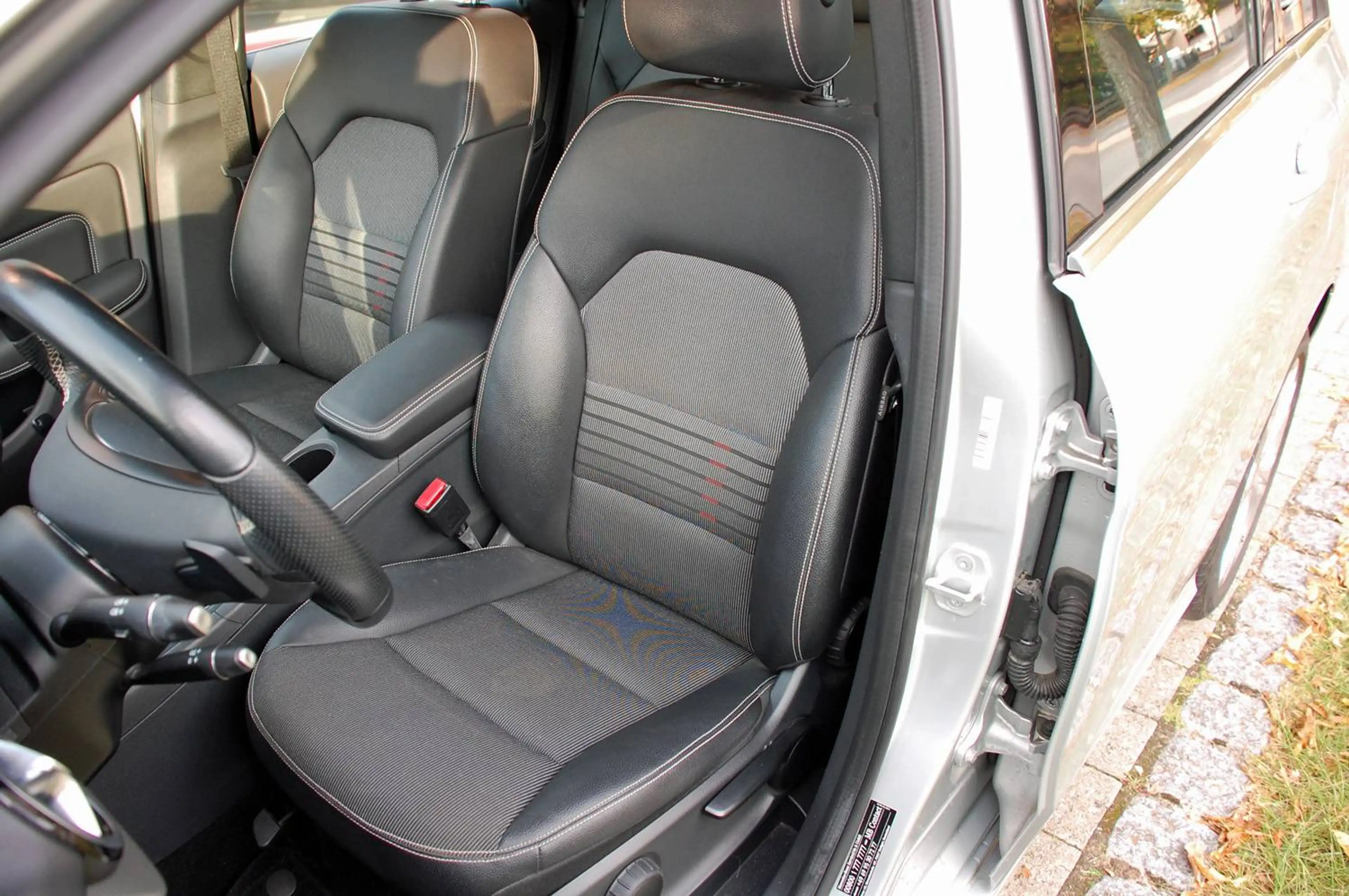 Mercedes-Benz B 180 B 180 (246.242) — photo 9
