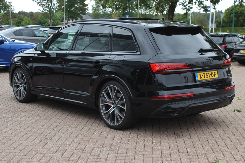 Audi Q7 60 TFSI e quattro Pro Line Plus / Trekhaak / Panor — photo 3