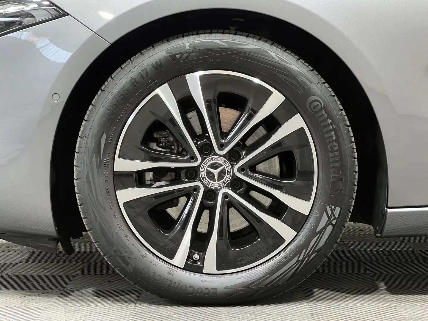 Mercedes-Benz A 200 Progressive Advanced #Kamera#Winter#LED# Grau - 2