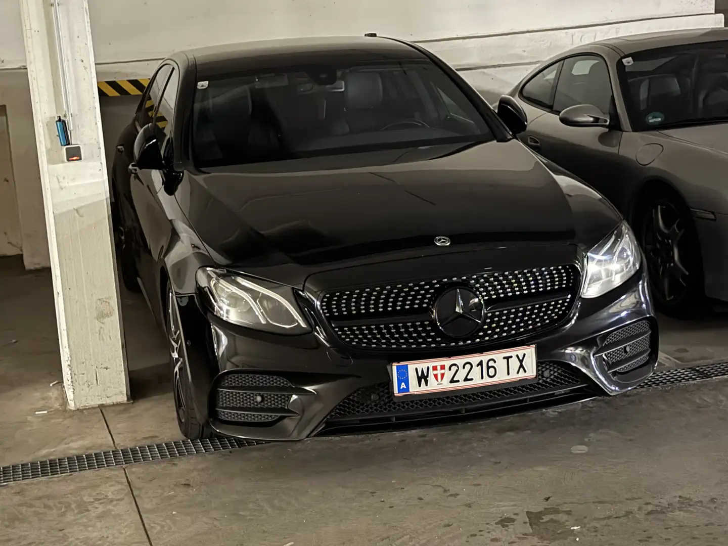 Mercedes-Benz E 220 Amg Line - 2