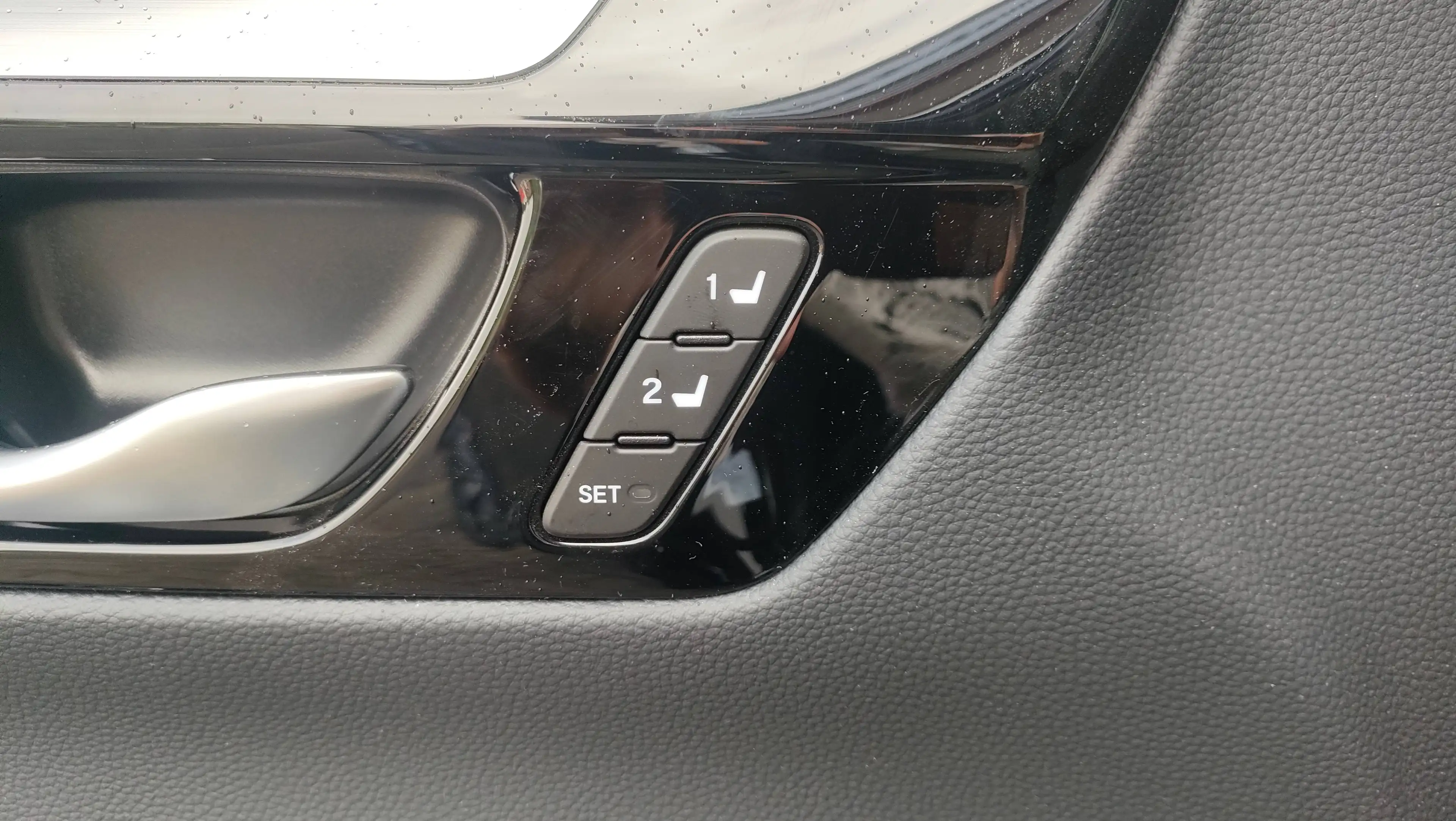 Honda CR-V e:HEV Advance AWD — photo 8
