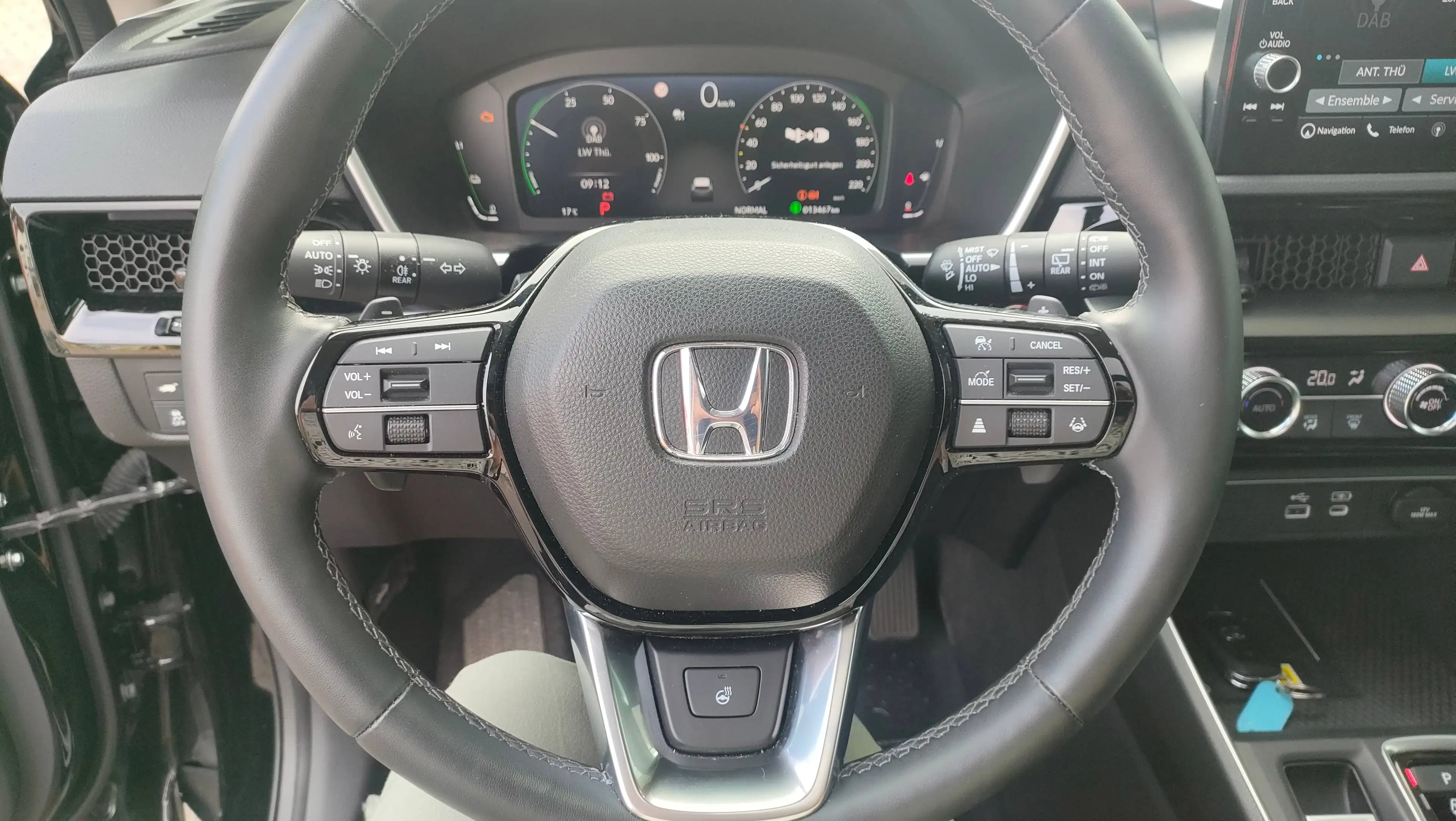 Honda CR-V e:HEV Advance AWD — photo 9