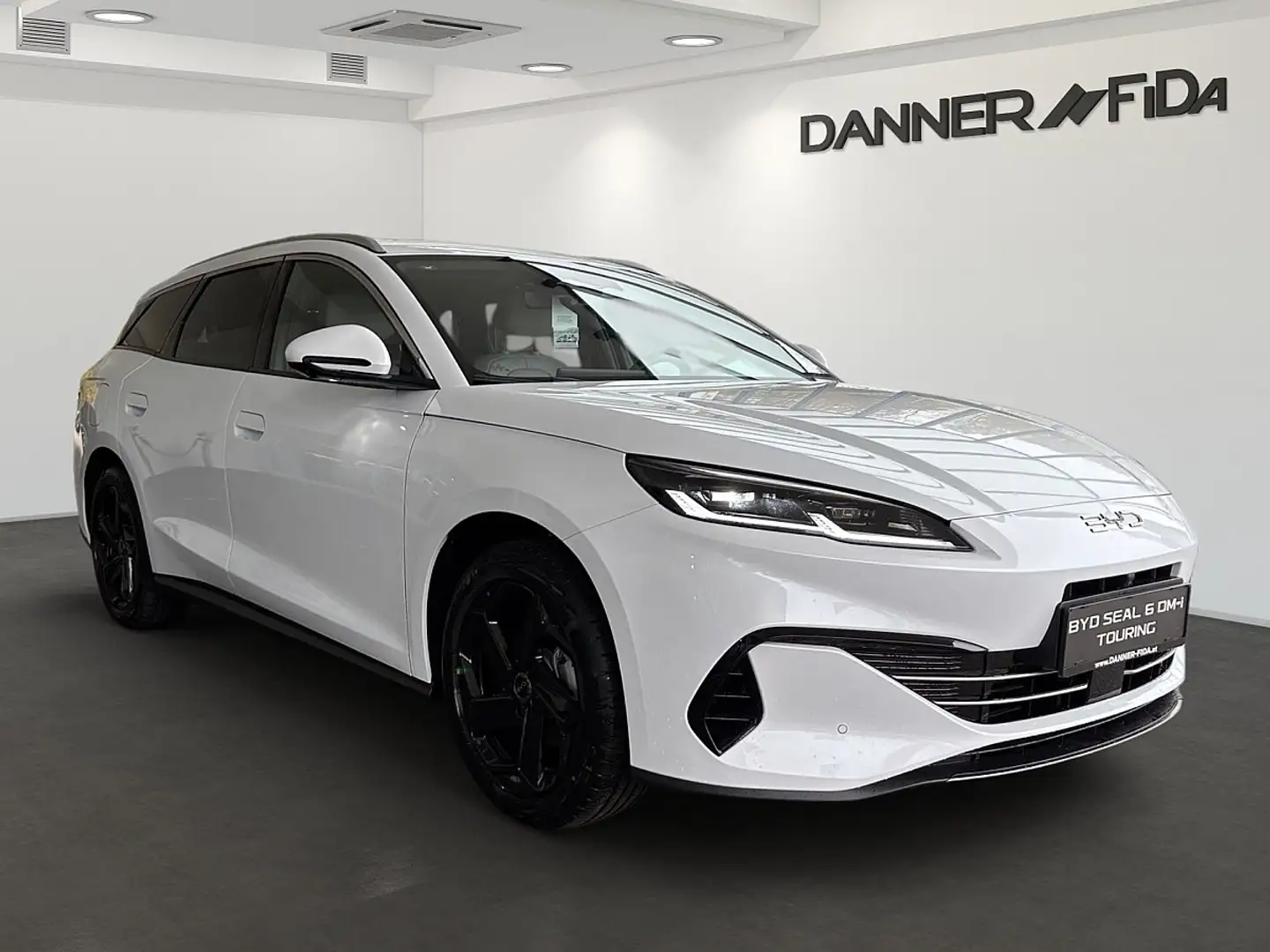 BYD Seal 6 DM-i Touring PHEV 19kWh Comfort Österreich Pake... Weiß - 2