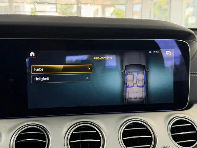 Mercedes-Benz E-Class view 27