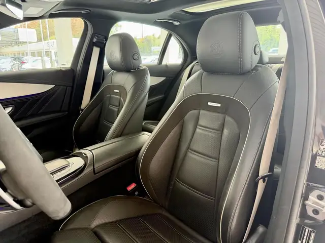 Mercedes-Benz E-Class view 14