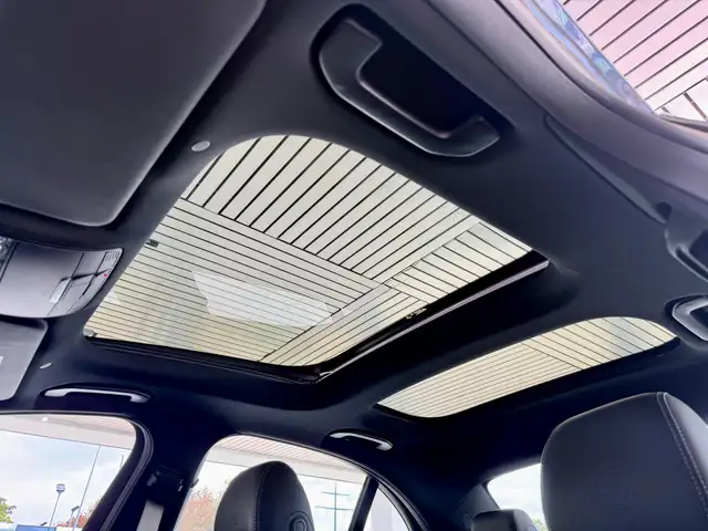Mercedes-Benz E-Class view 15