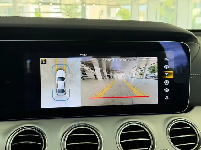 Mercedes-Benz E-Class view 23