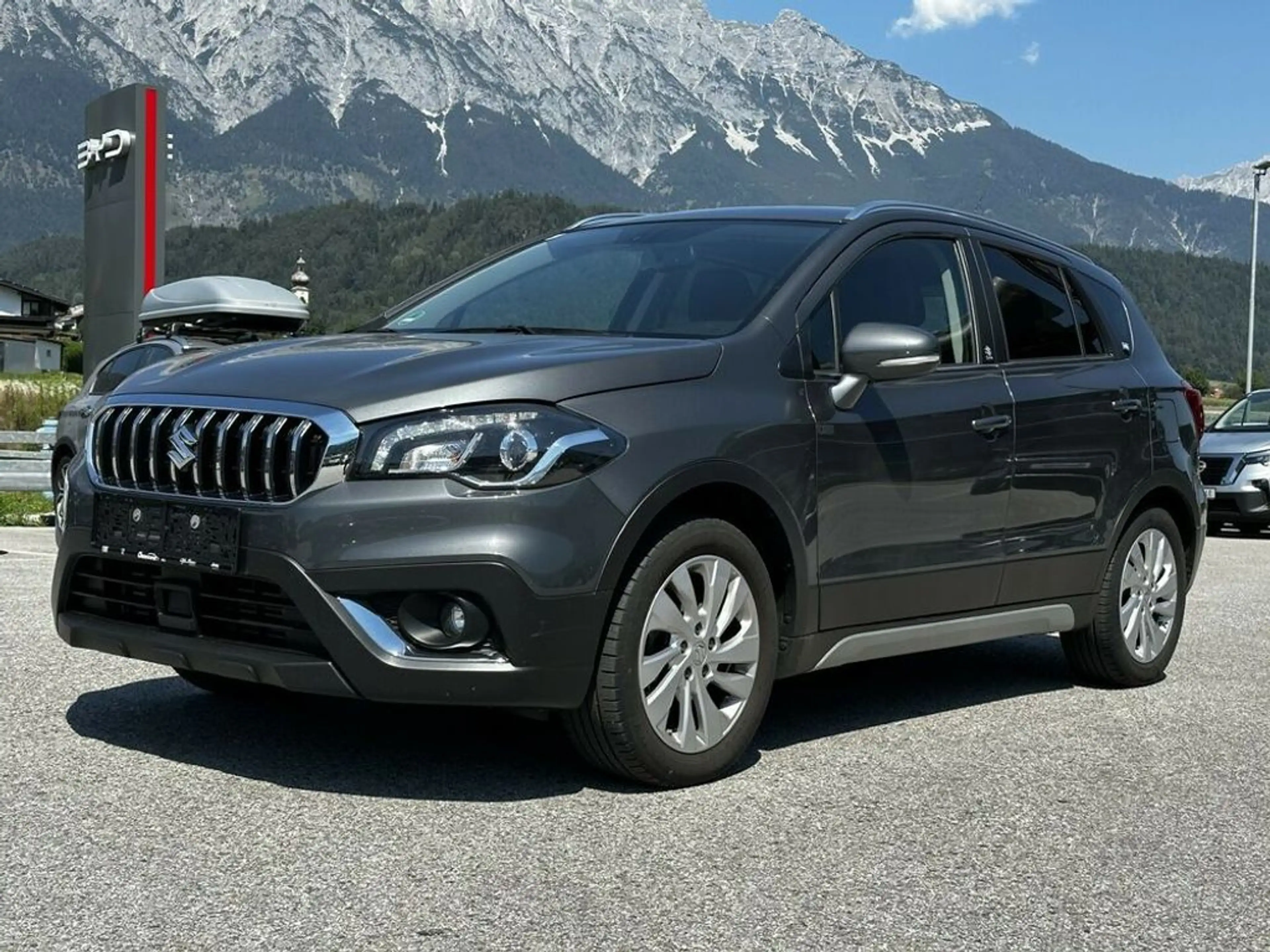 Suzuki S-Cross 1,4 GL+ Hybrid ALLGRIP shine *Allrad* — photo 2