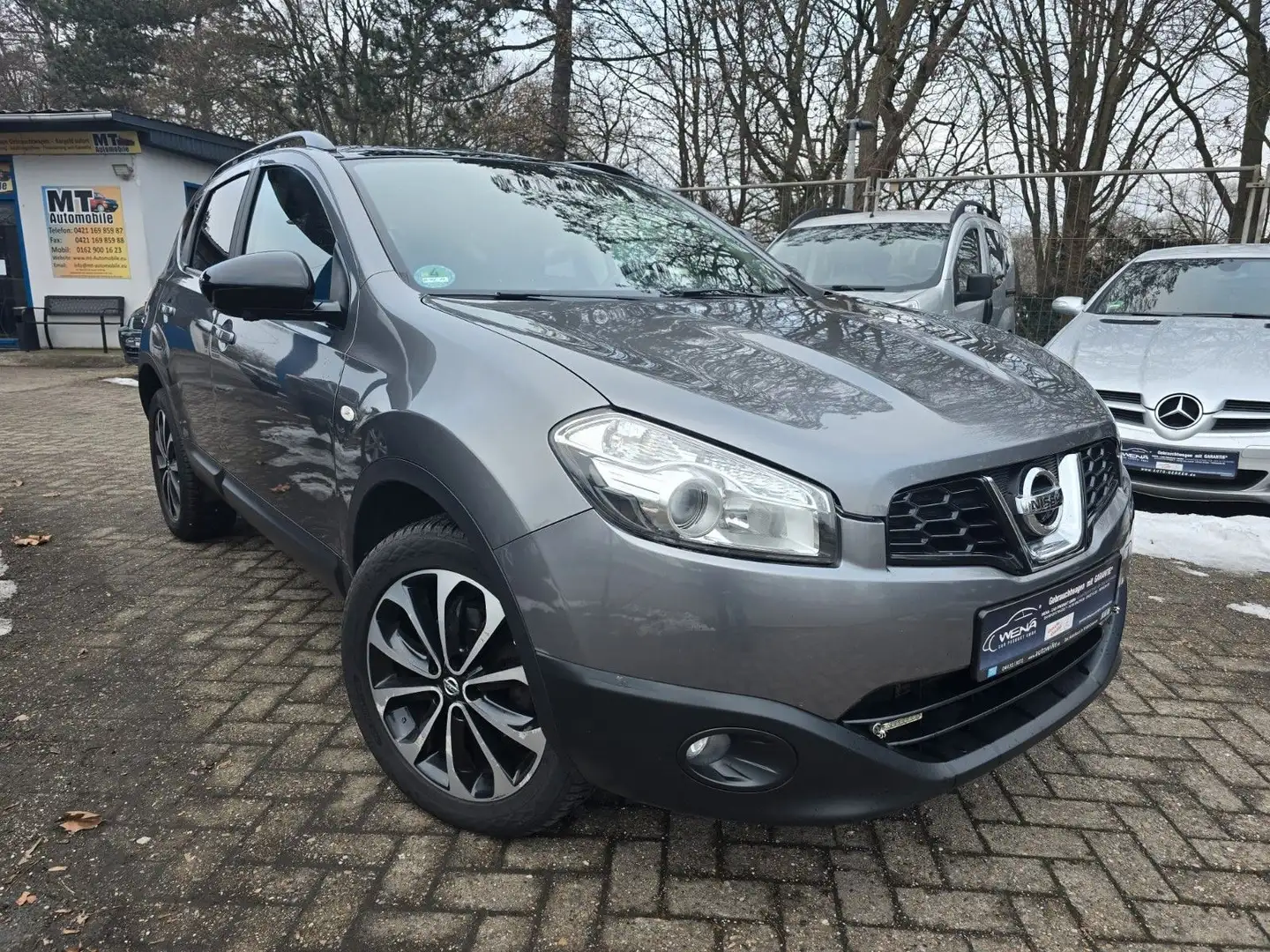 Nissan Qashqai 360;AHK;Panorama;TÜVNEU;2.JahreGarantie+ Gris - 1