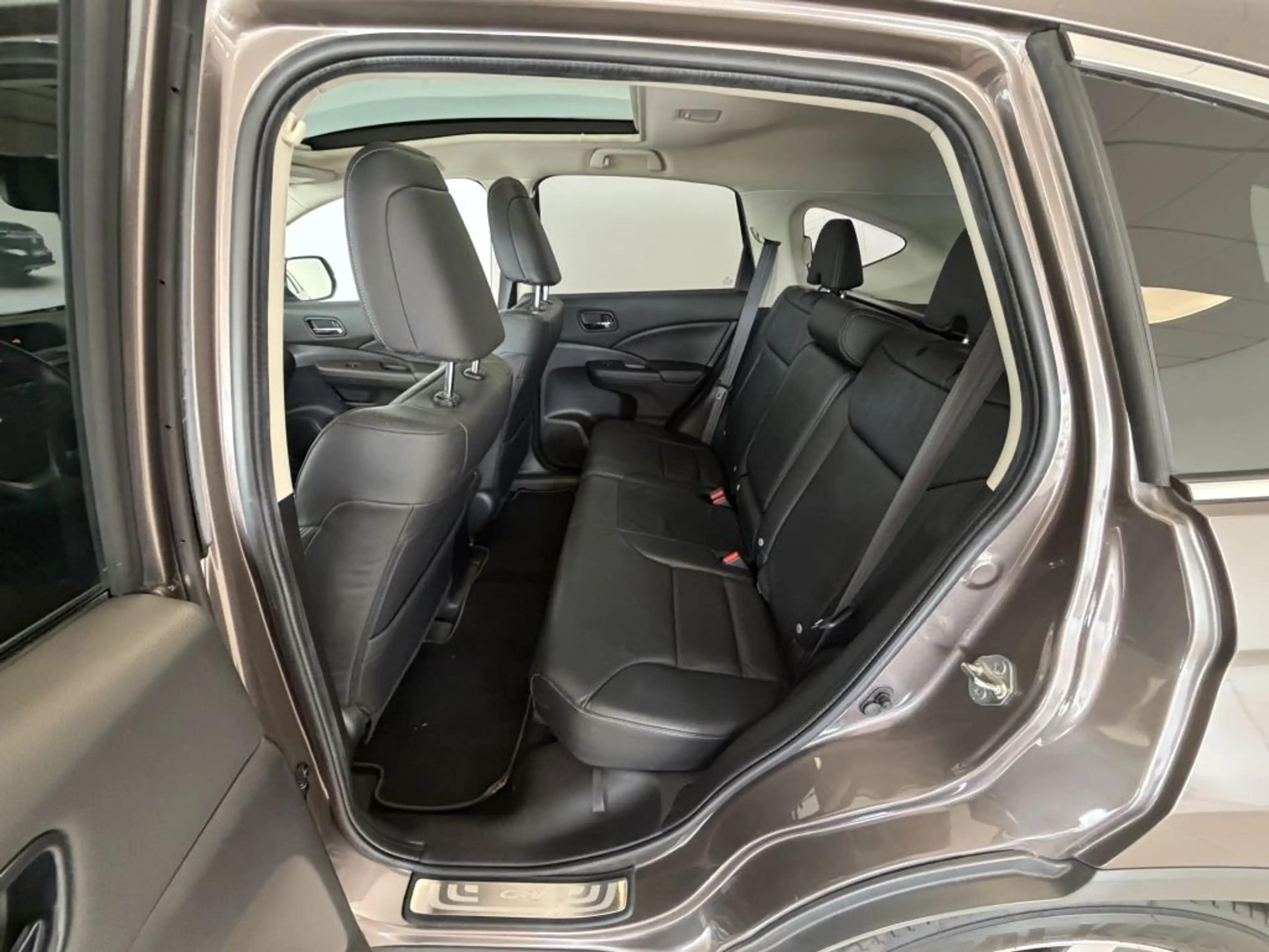 Honda CR-V 2.0i-VTEC 4WD Executive — photo 10