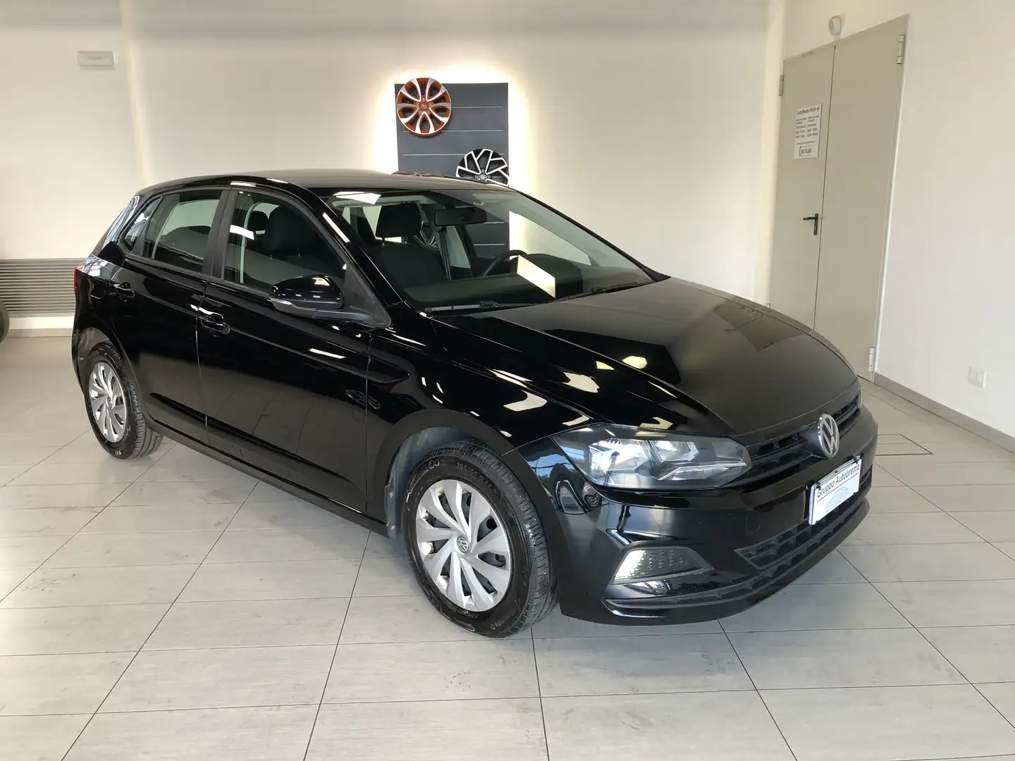 Volkswagen Polo Polo  5p 1.6 tdi Trendline 80cv NEOPATENTATI Nero - 1