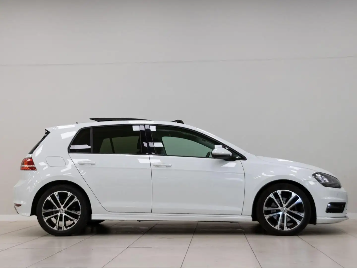 Volkswagen Golf 2.0TDI CR BMT Sport DSG 150 Blanco - 2