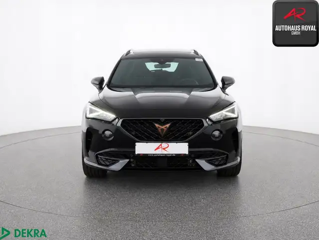 Cupra Formentor view 8