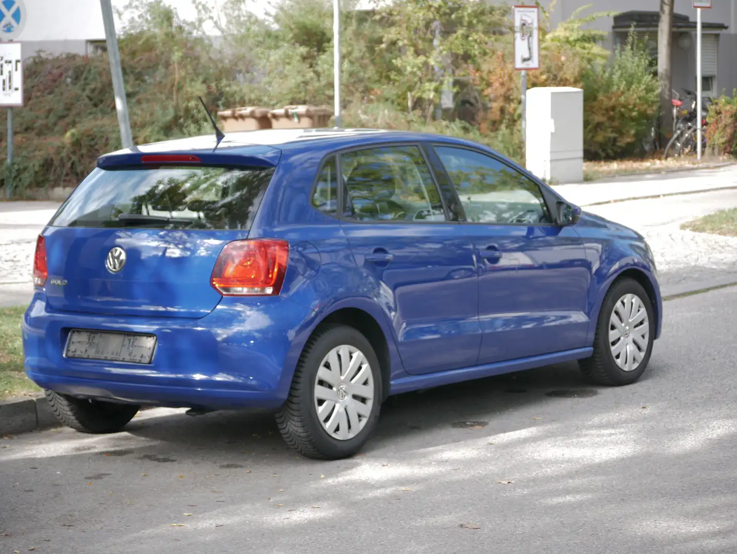 Volkswagen Polo Polo 1.2 Comfortline Blau - 2