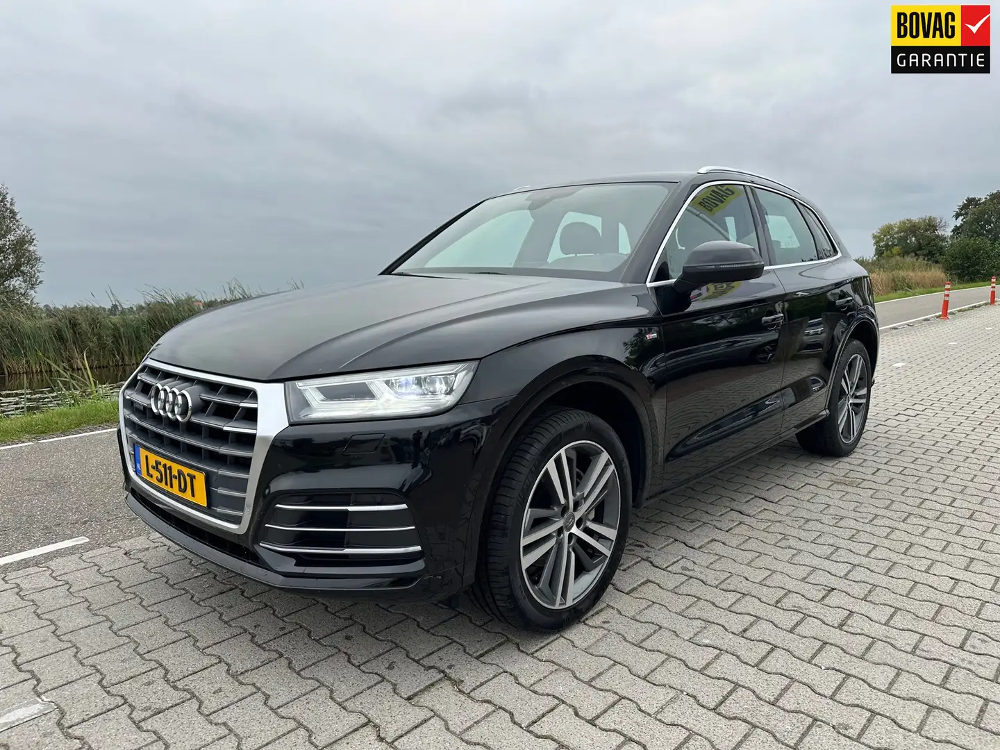 Audi Q5 2.0 TFSI quattro Launch Edition, S-line, Virtual C Zwart - 1