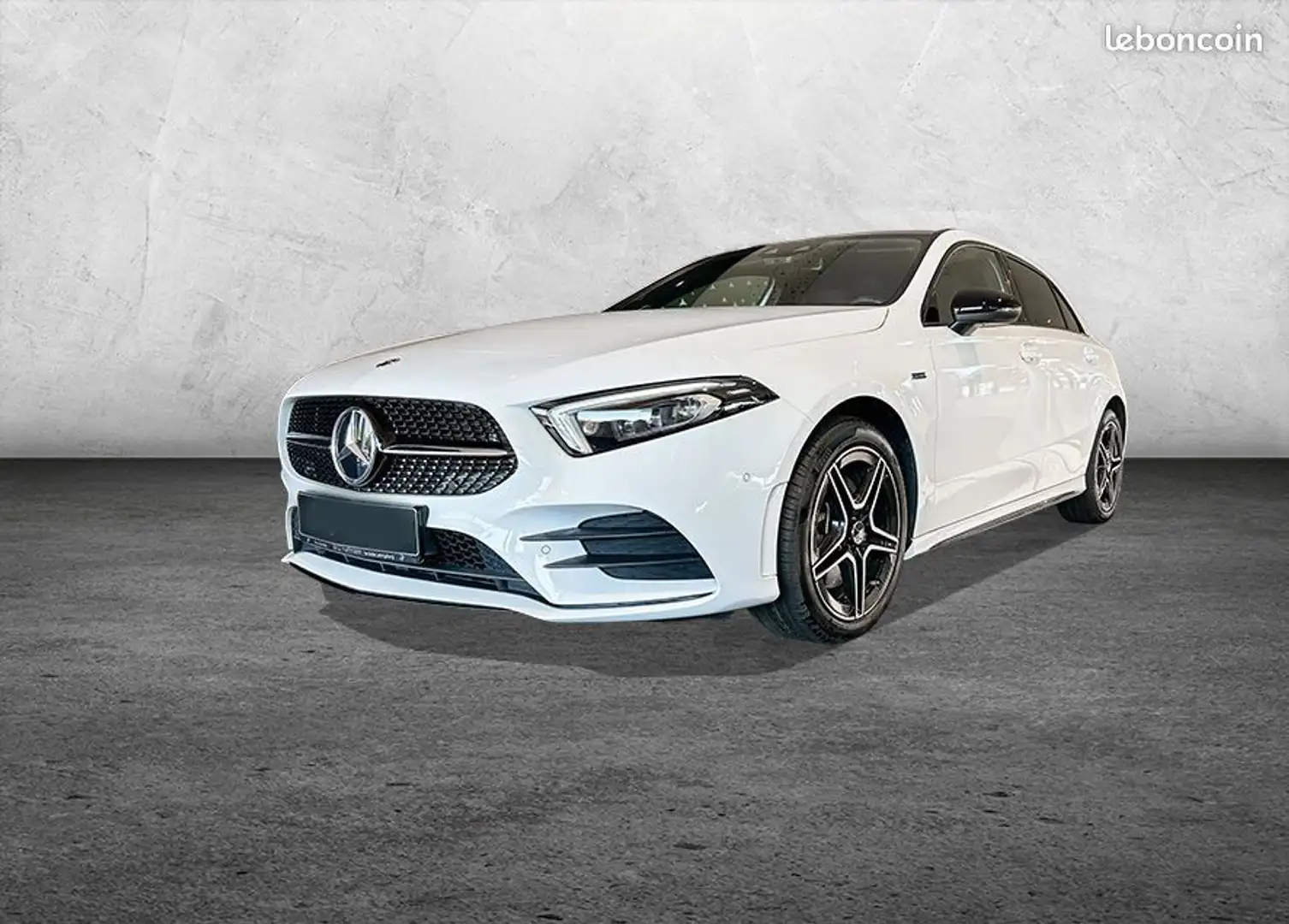 Mercedes-Benz A 250 250 e AMG Blanc - 1