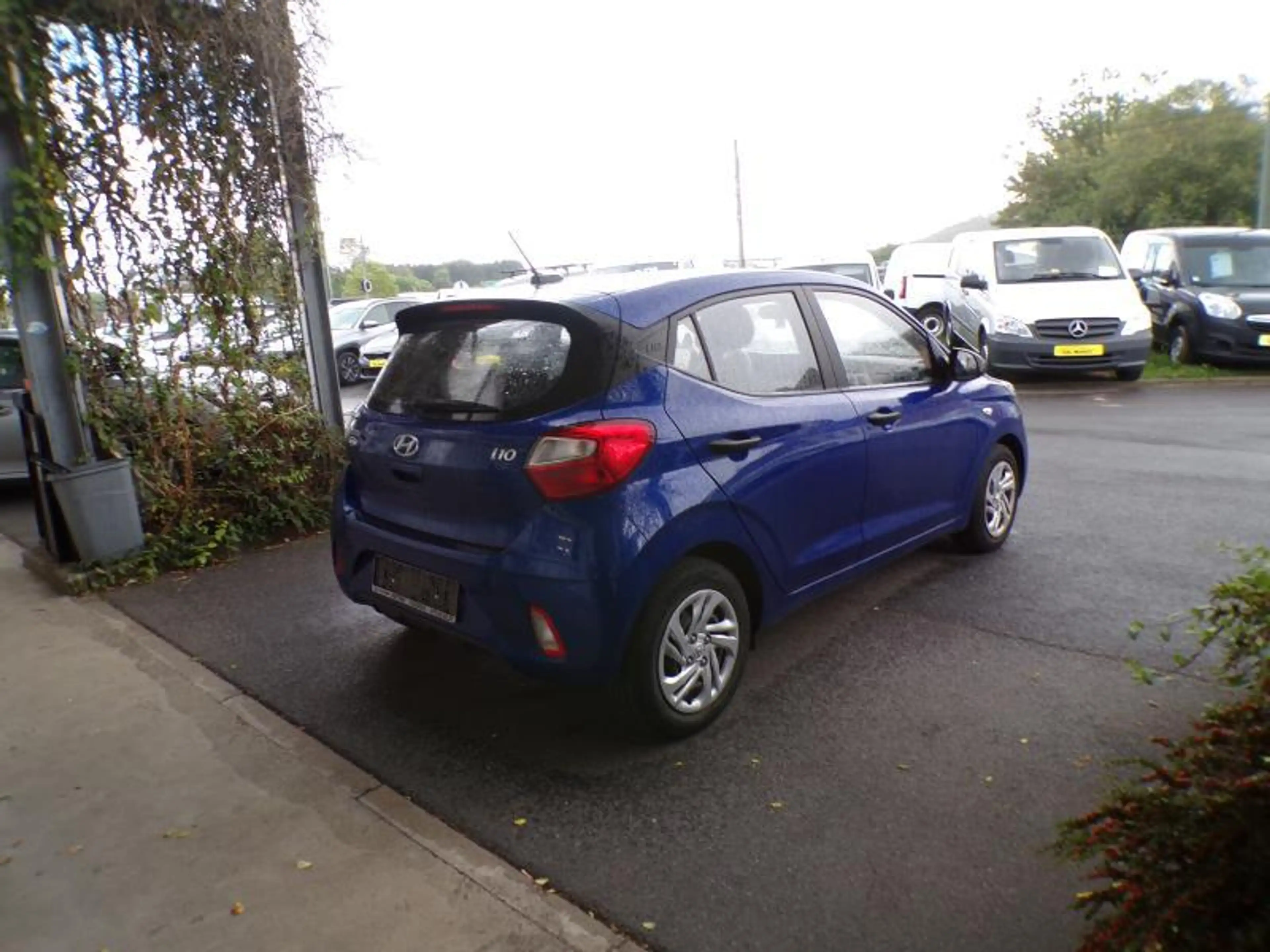 Hyundai i10 1.0 67cv Bleu 07/21 26590km Anti Dérive Radio USB — photo 4