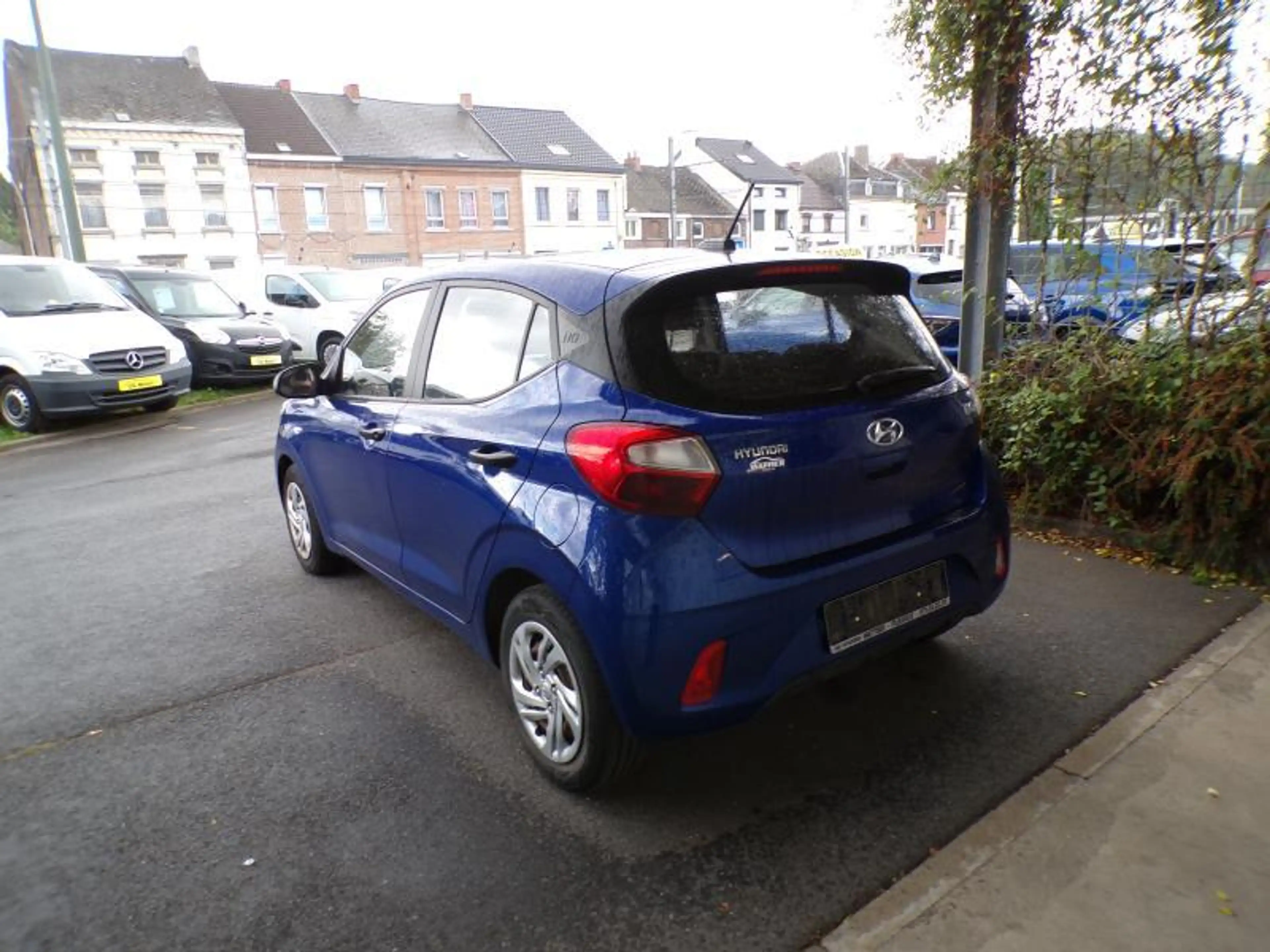 Hyundai i10 1.0 67cv Bleu 07/21 26590km Anti Dérive Radio USB — photo 5