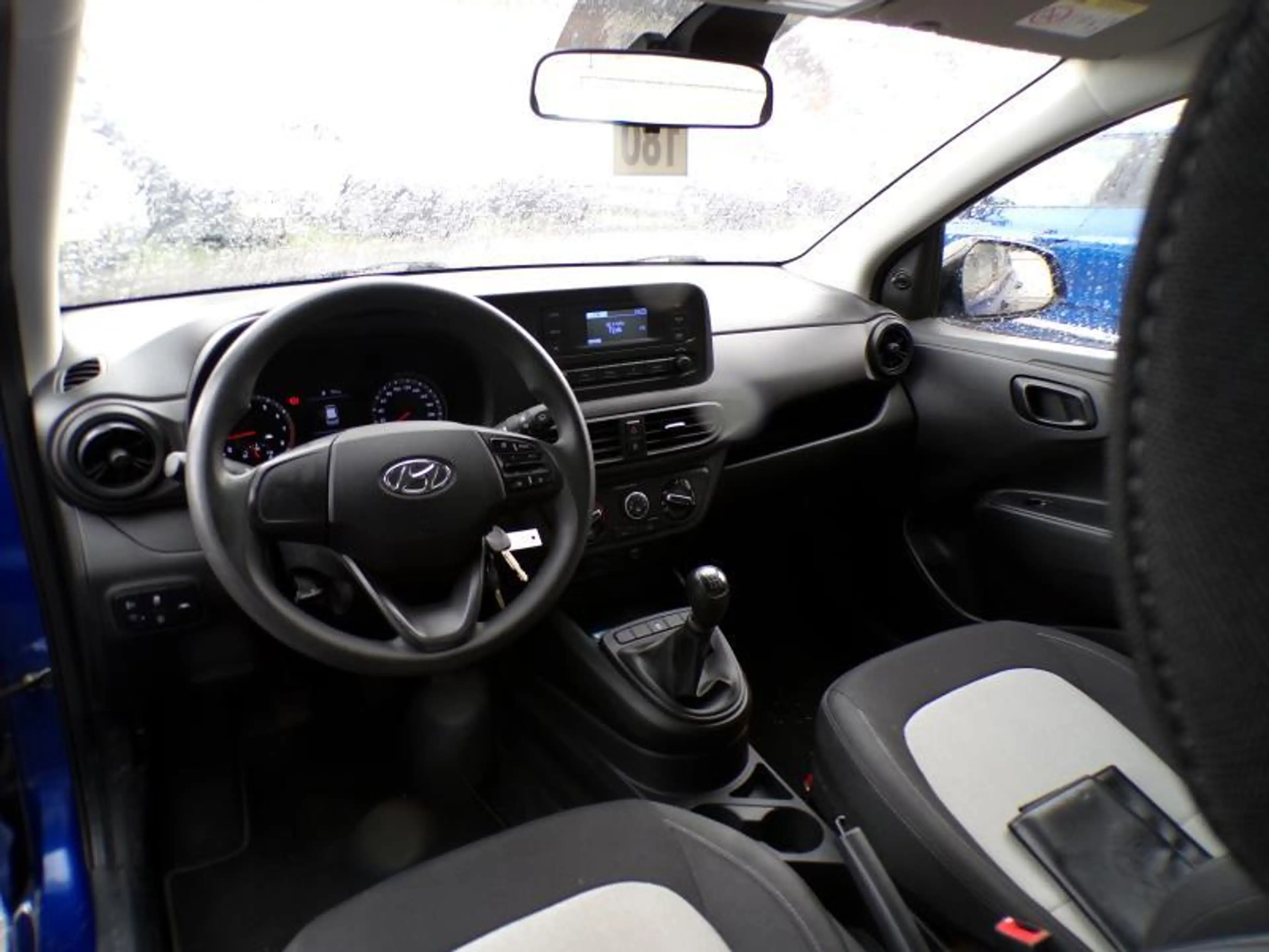 Hyundai i10 1.0 67cv Bleu 07/21 26590km Anti Dérive Radio USB — photo 8