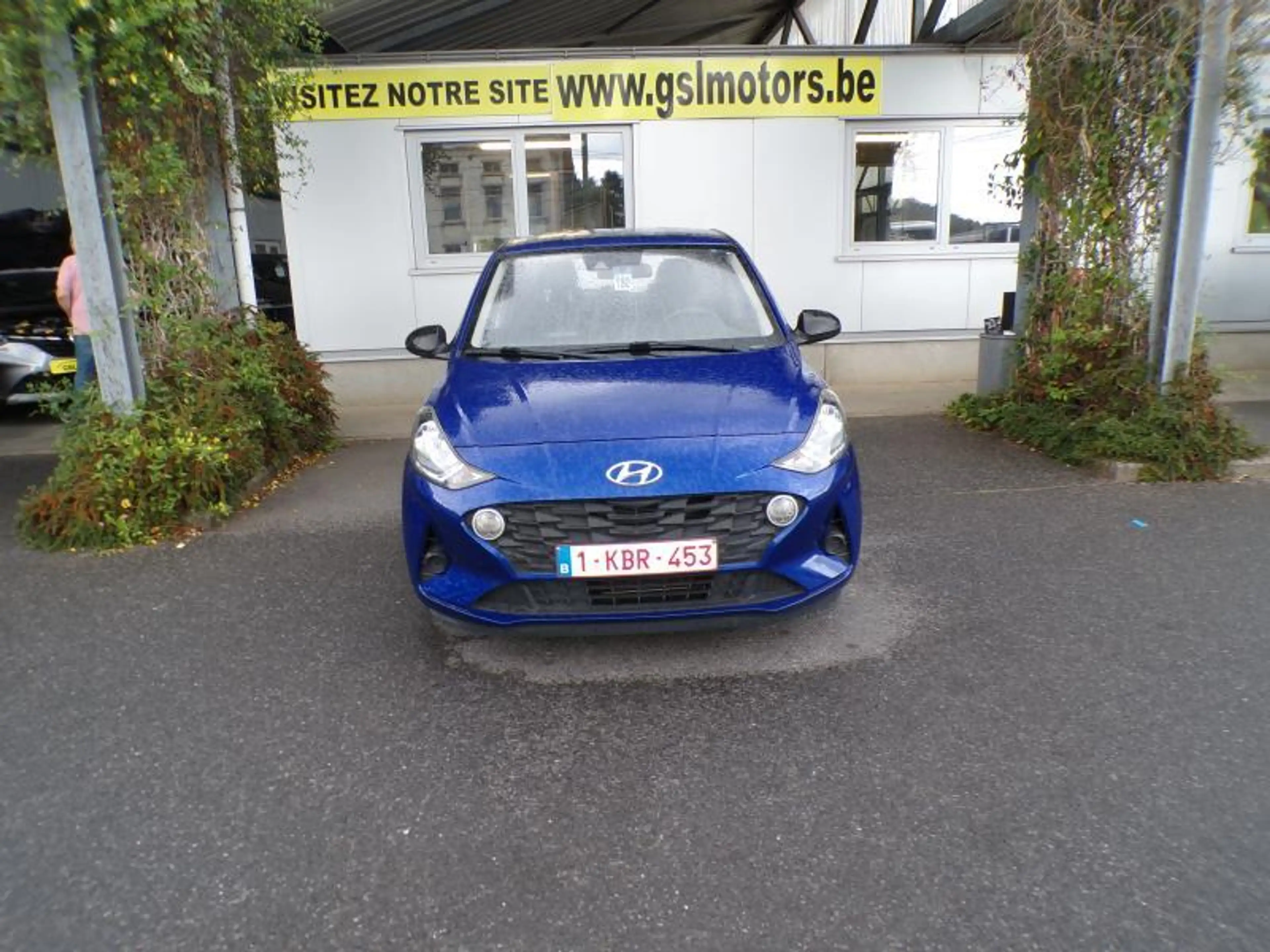 Hyundai i10 1.0 67cv Bleu 07/21 26590km Anti Dérive Radio USB — photo 2