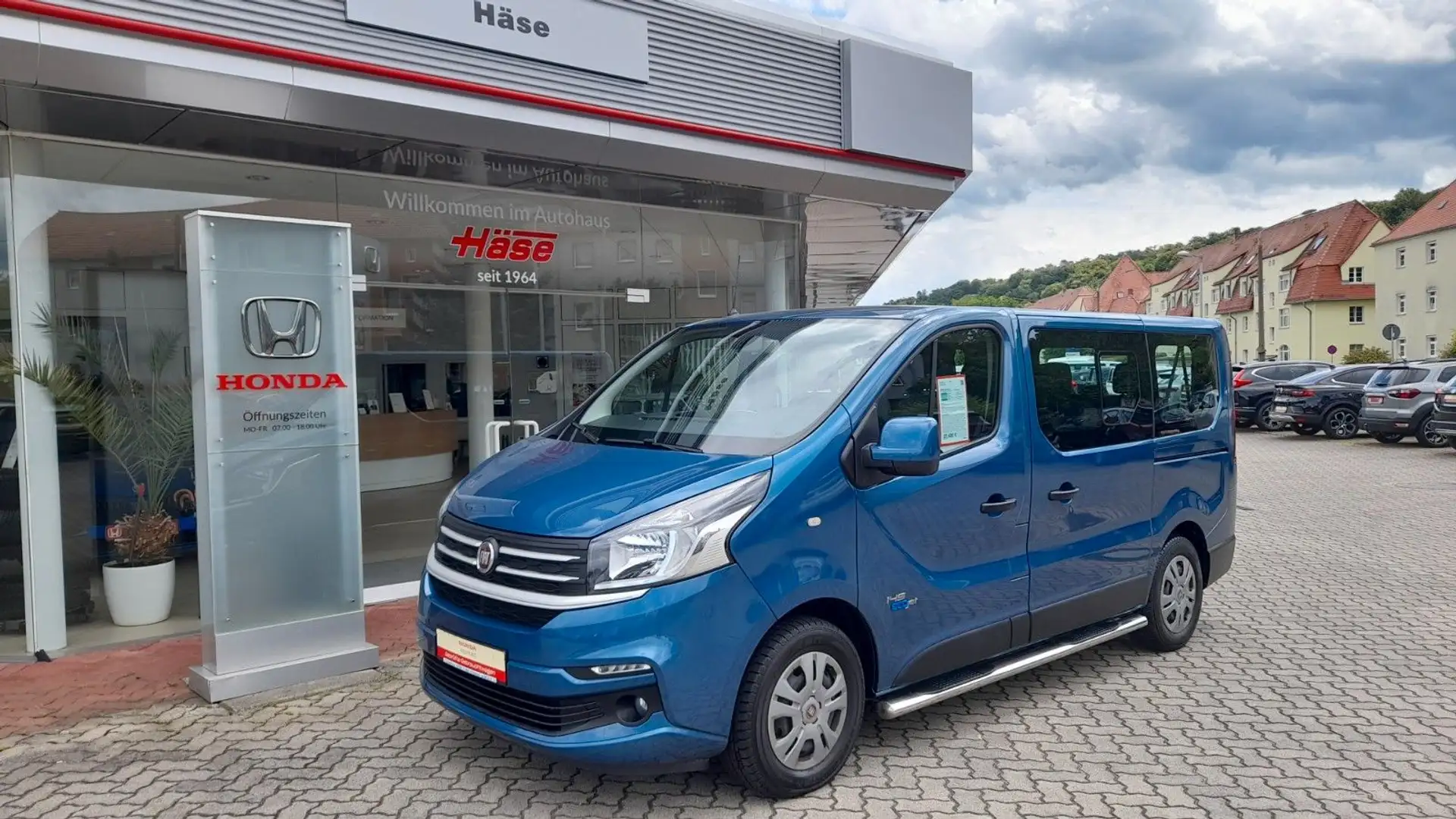 Fiat Talento Kombi L1H1 1,2t Family Bleu - 1