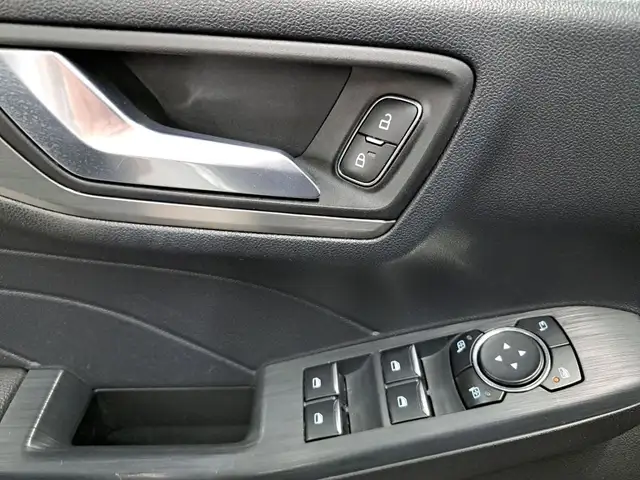 Ford Kuga view 11