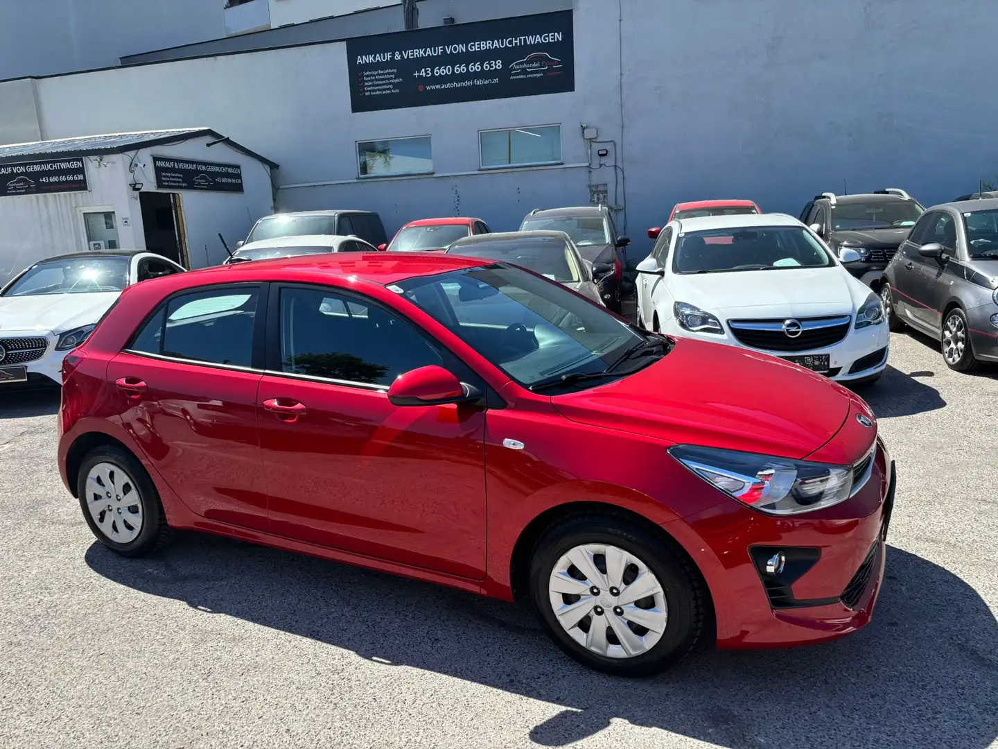 Kia Rio 1,25 MPI Titan 84PS 31.000km Grau - 2