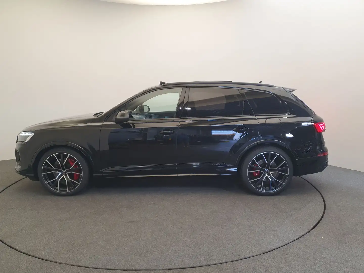 Audi Q7 60 TFSI e quattro Pro Line S Competition 490 PK Pa Noir - 2