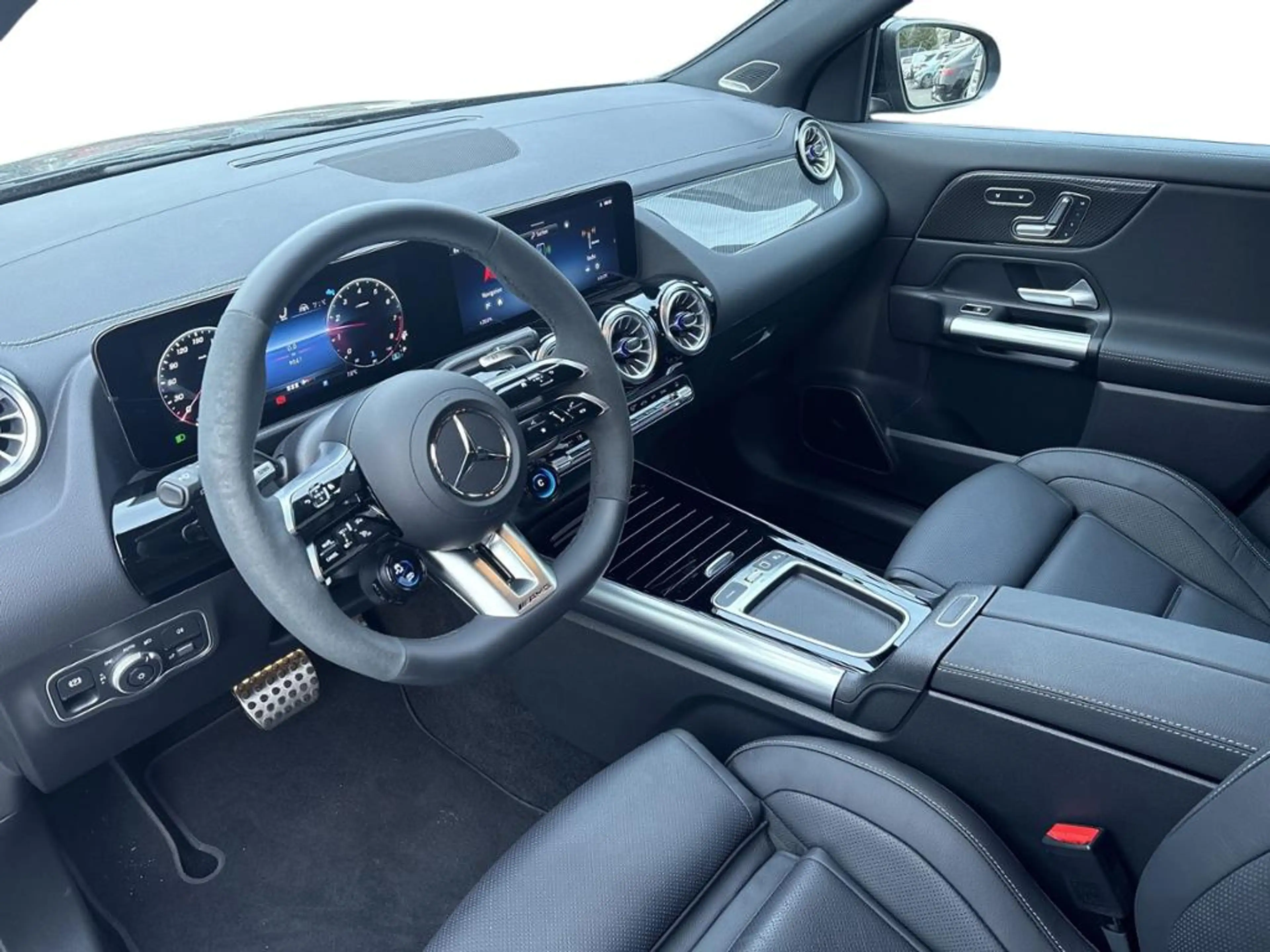 Mercedes-Benz GLA 45 AMG AMG GLA 45 S 4MATIC+ AMG Night Premium — photo 9