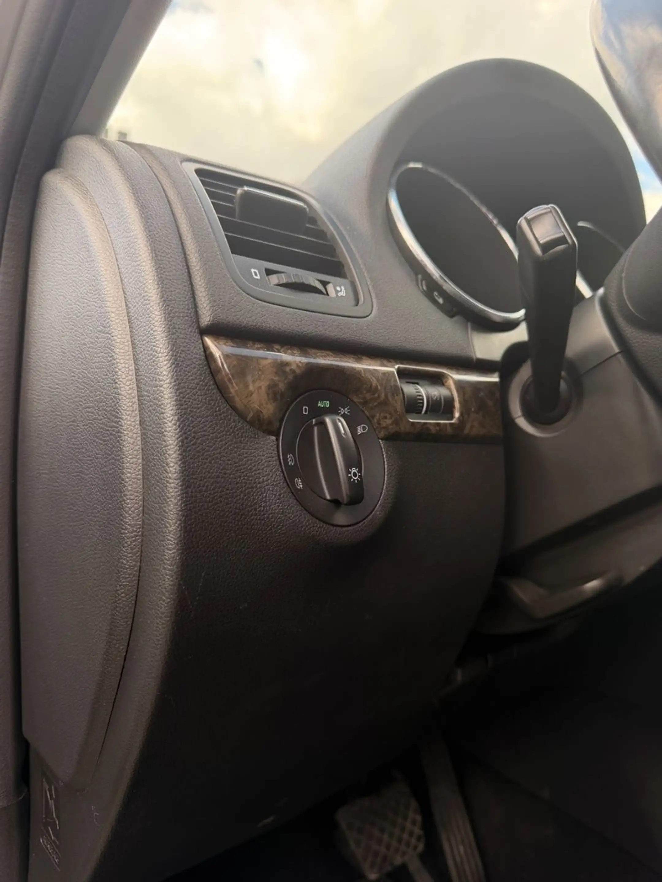 Skoda Yeti 1.4 Automatik Steuerkette und Tüv Neu — photo 14