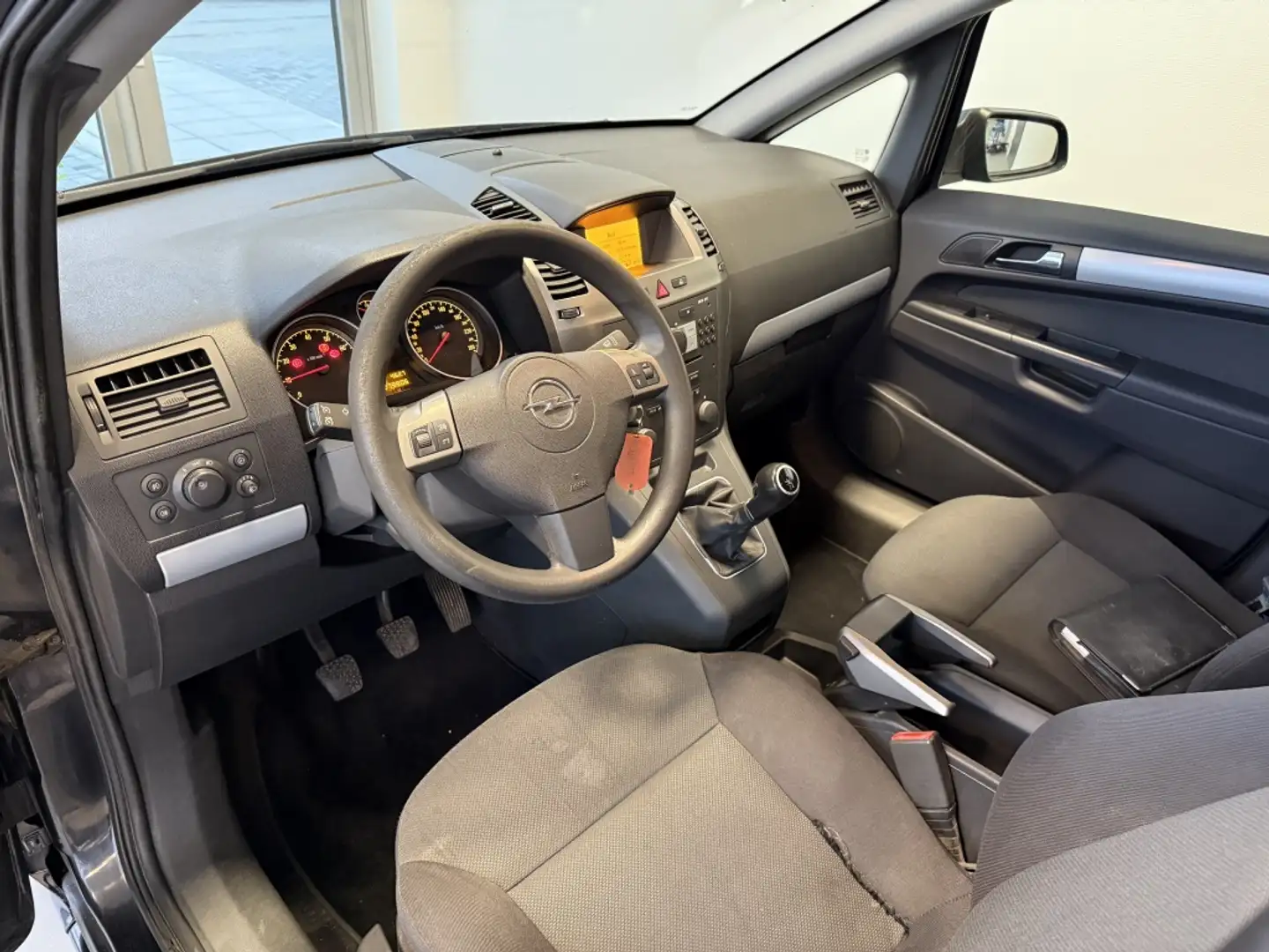 Opel Zafira 1.8 Temptation 7Persoons!/Clima/Cruise/Trekhaak Zwart - 2