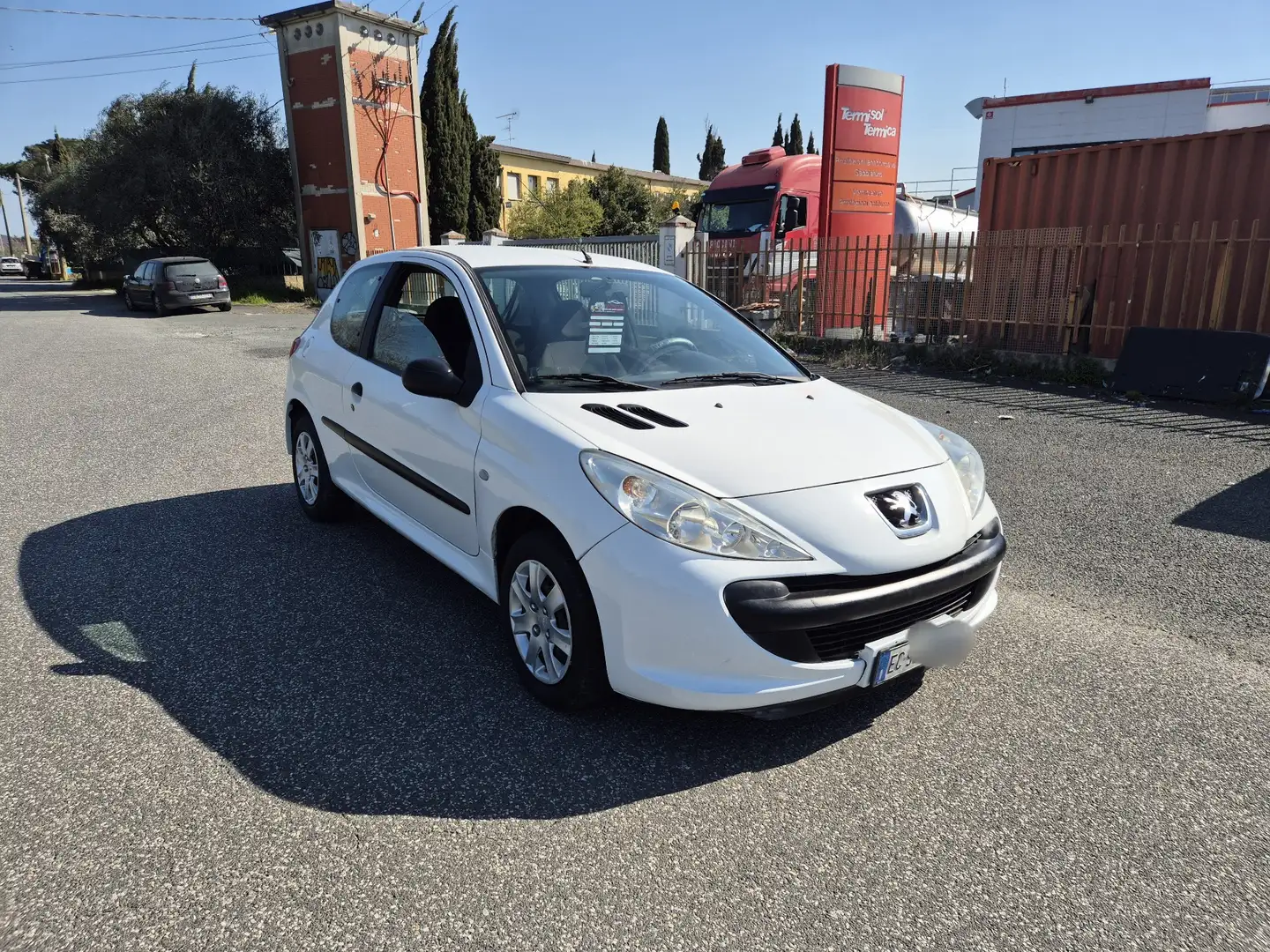 Peugeot 206 Plus 3p 1.1 Trendy - 2