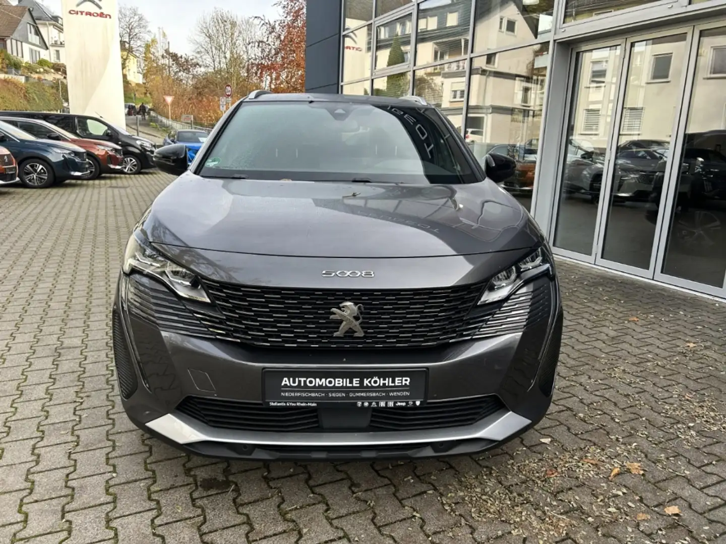 Peugeot 5008 Allure Pack 7-Sitzer Navi Digitales Cockpit LED 2- Gris - 2