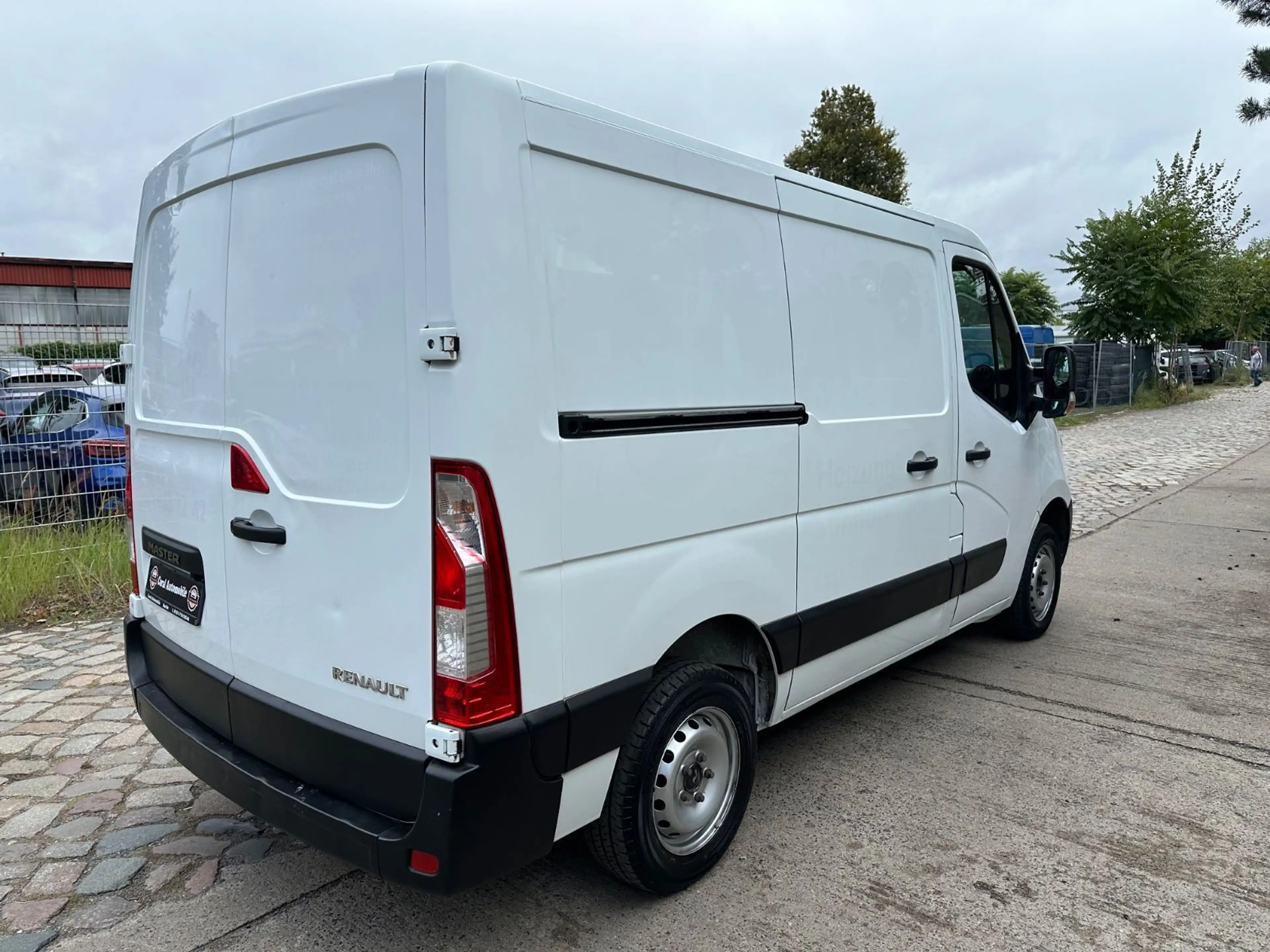 Renault Master III Kasten L1H1 Ka 2,8t*178TKM*TÜV08/2027 — photo 6