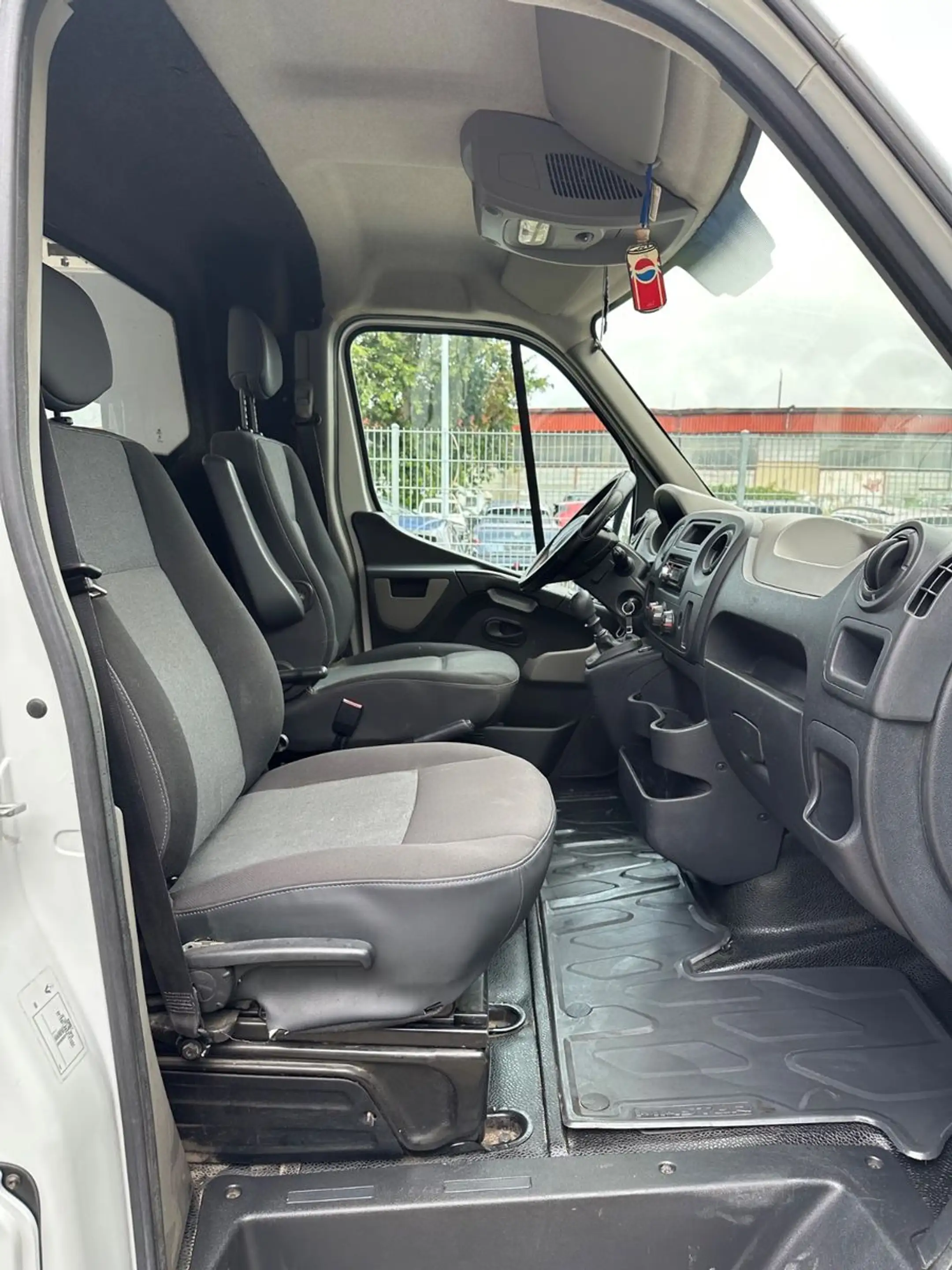 Renault Master III Kasten L1H1 Ka 2,8t*178TKM*TÜV08/2027 — photo 12