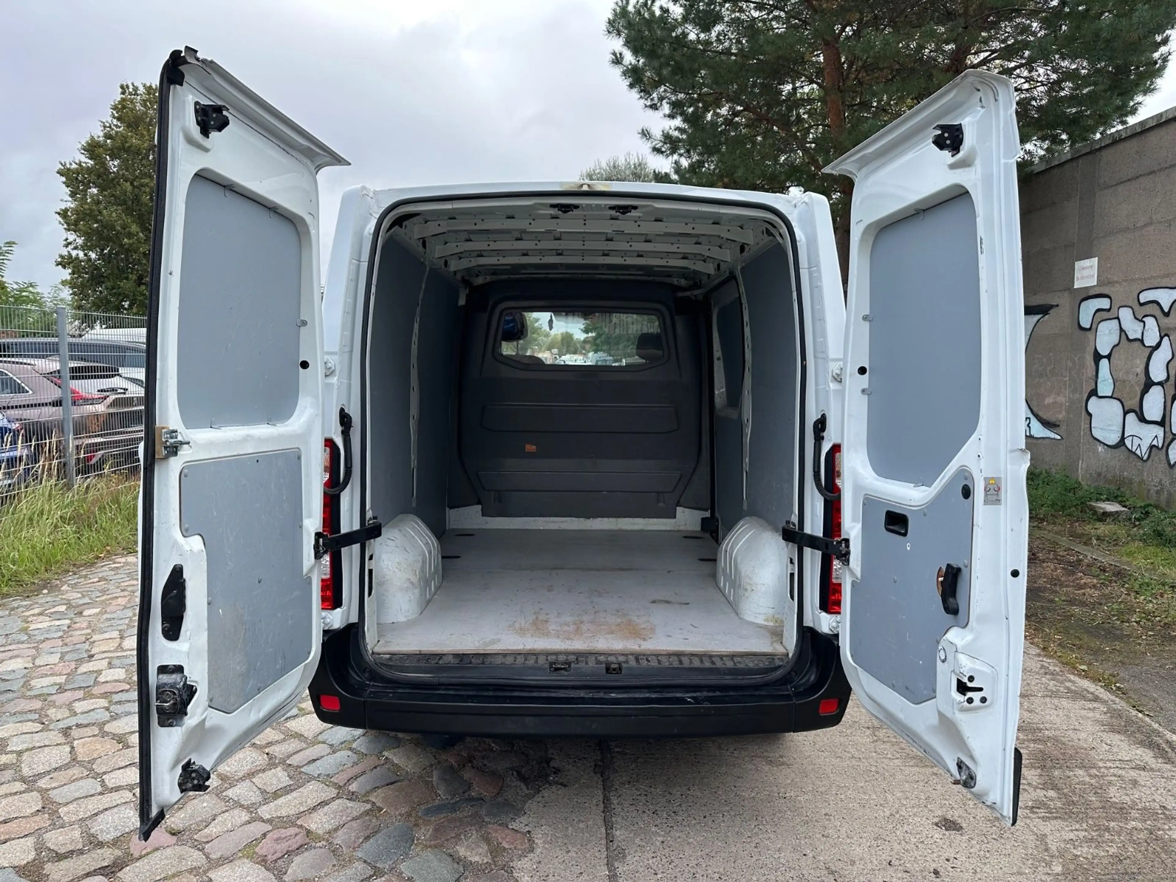 Renault Master III Kasten L1H1 Ka 2,8t*178TKM*TÜV08/2027 — photo 9