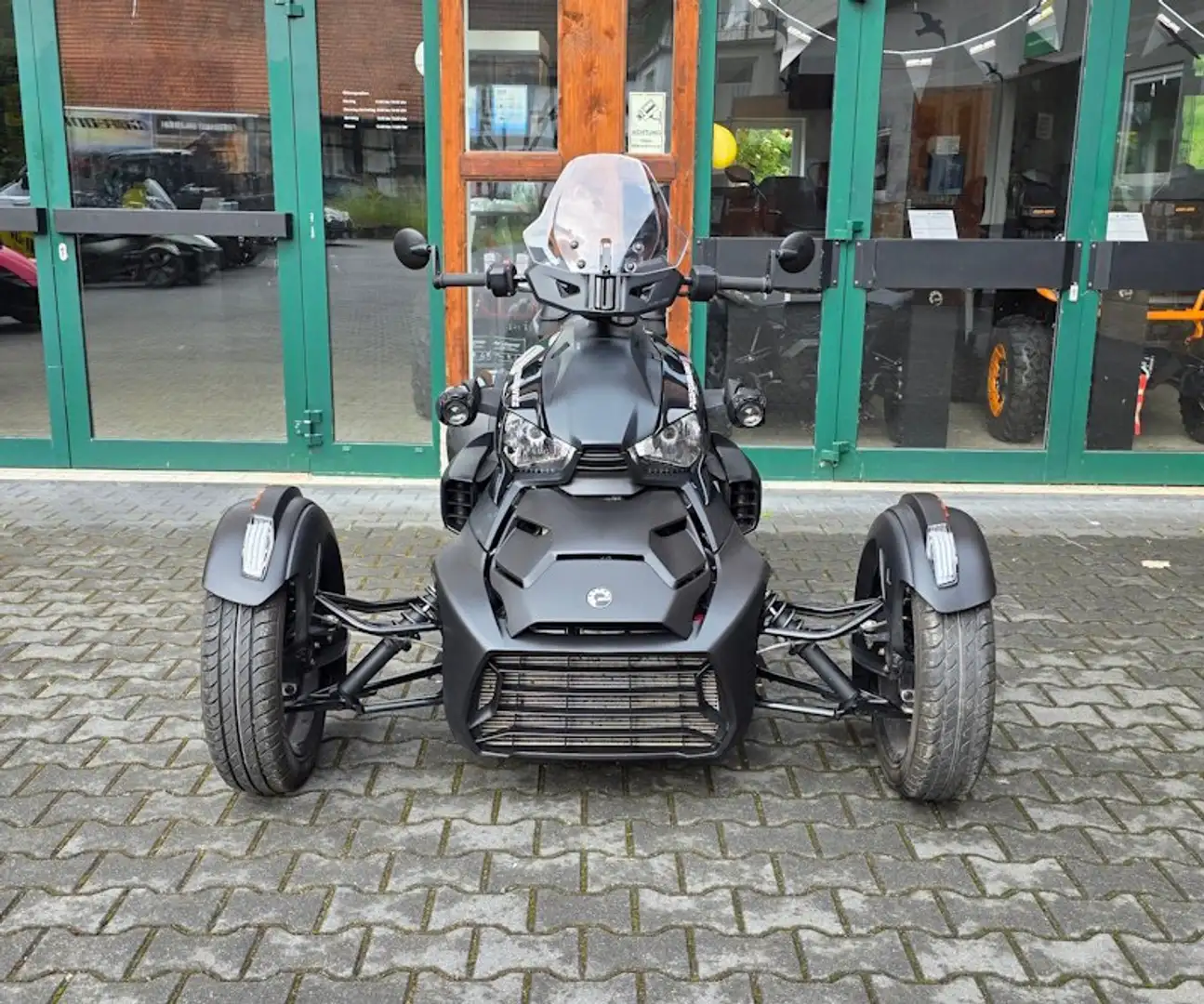 Can-Am Ryker 900 STD Schwarz - 2