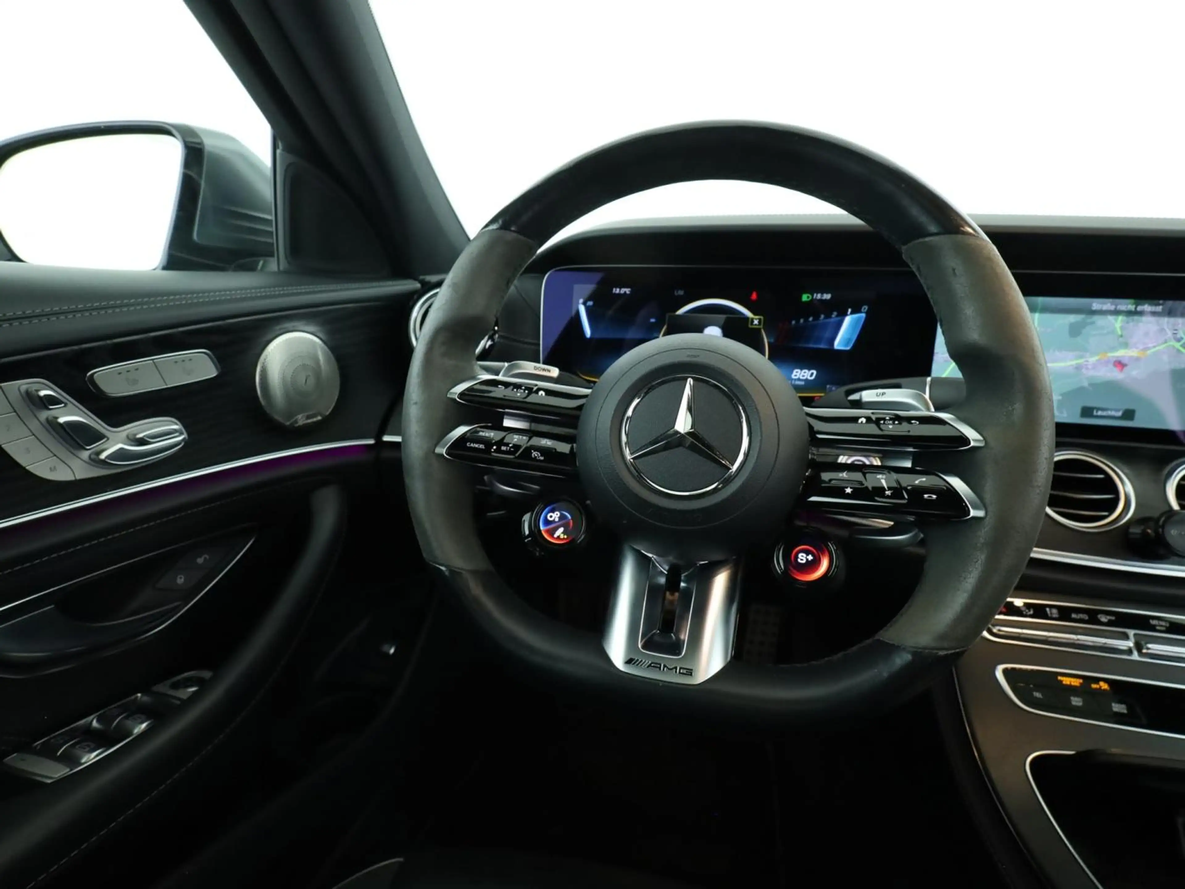Mercedes-Benz E 63 AMG S 4M+ T HUD*Pano*Standhzg*Fahrassi*20"* — photo 11