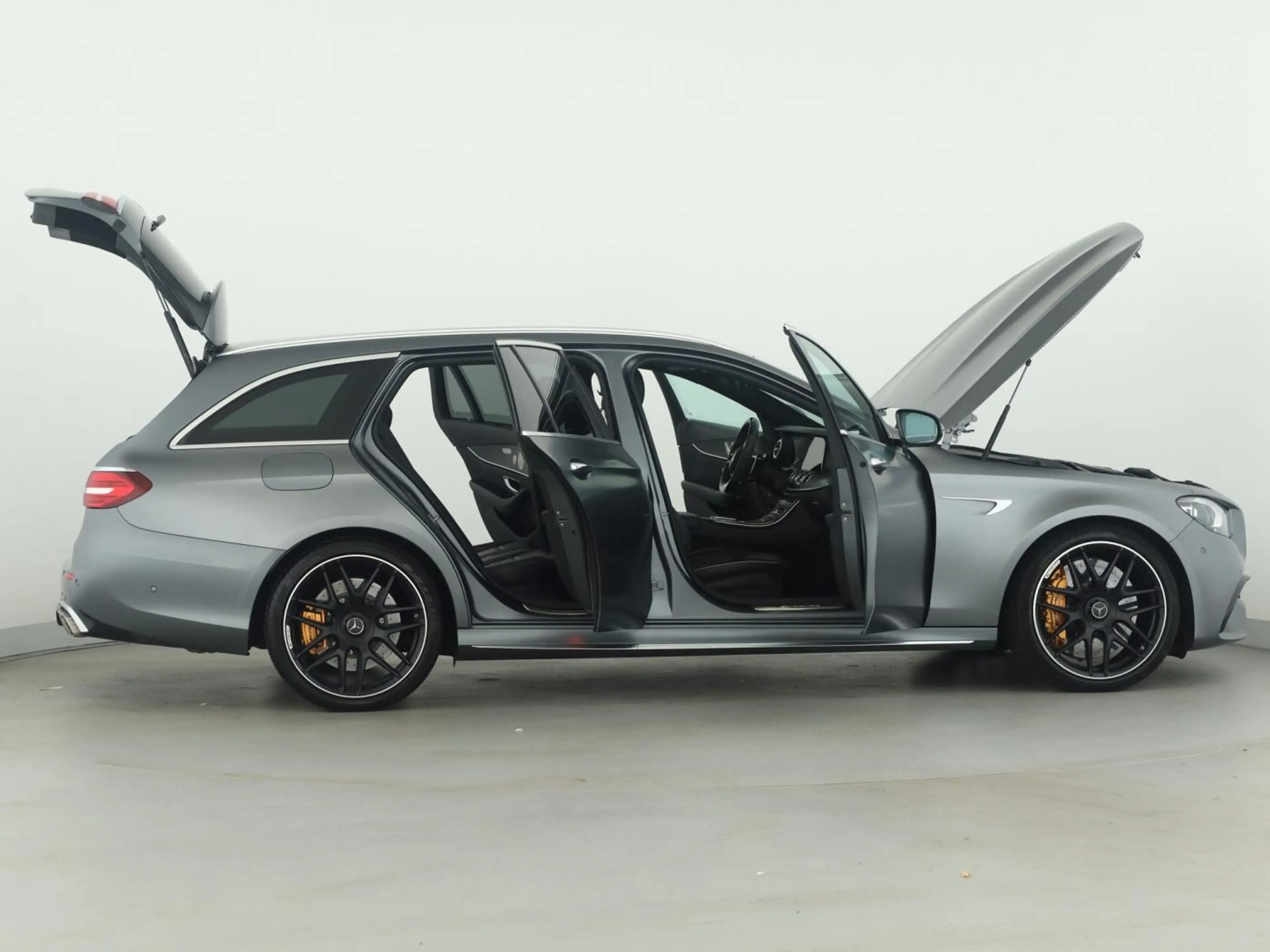 Mercedes-Benz E 63 AMG S 4M+ T HUD*Pano*Standhzg*Fahrassi*20"* — photo 8