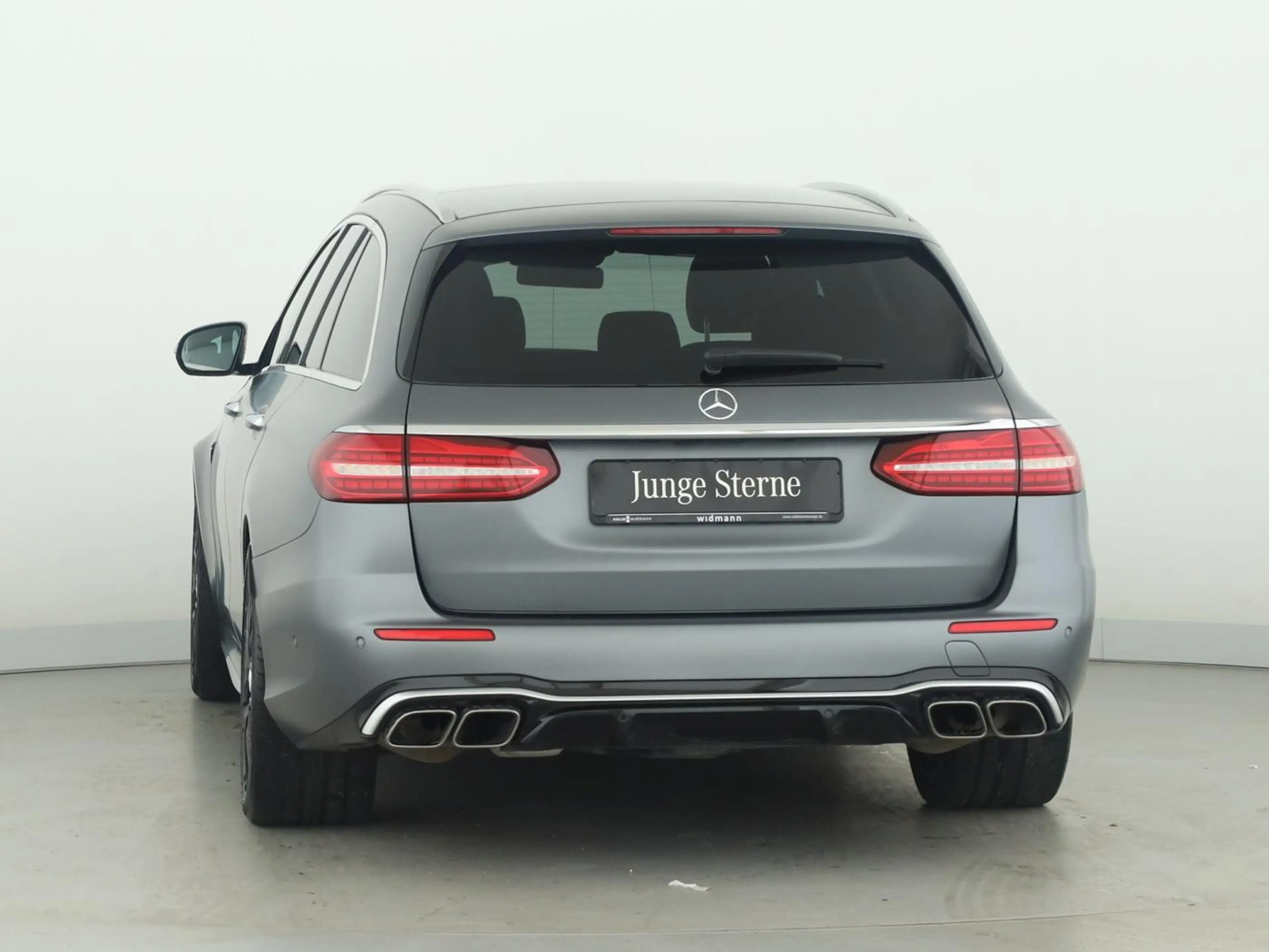 Mercedes-Benz E 63 AMG S 4M+ T HUD*Pano*Standhzg*Fahrassi*20"* — photo 4