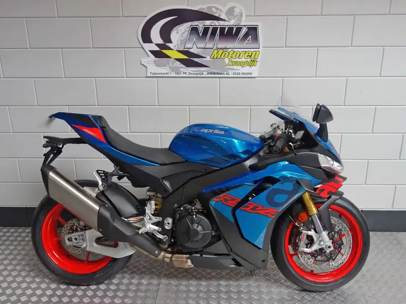 Aprilia RSV4