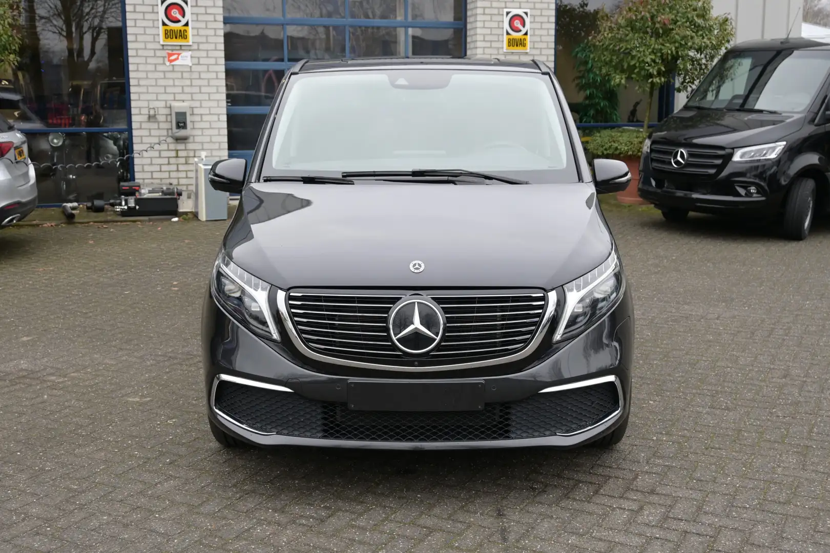 Mercedes-Benz EQV 300 L3 Avantgarde 90 kWh Airmatic/Luchtvering, 8 pers. Grigio - 2