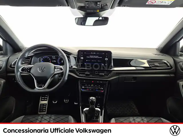 Volkswagen T-Roc view 10
