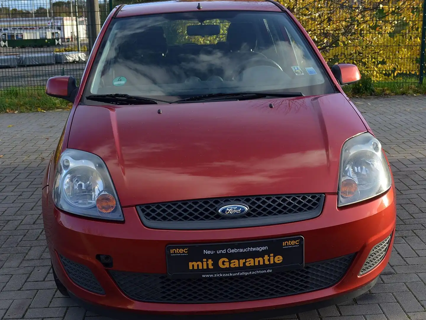 Ford Fiesta Style Rot - 2