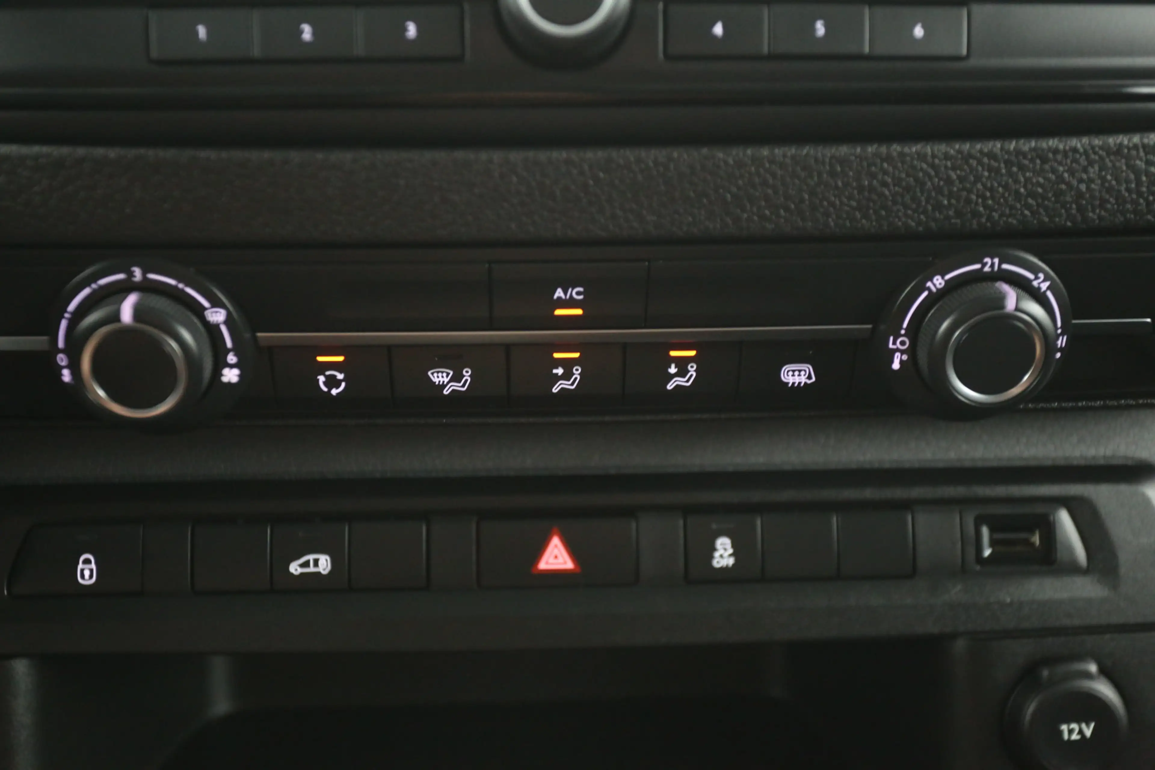 Fiat Scudo e-Scudo Opel Vivaro-e L2H1 Edition 75 kWh | Snella — photo 16