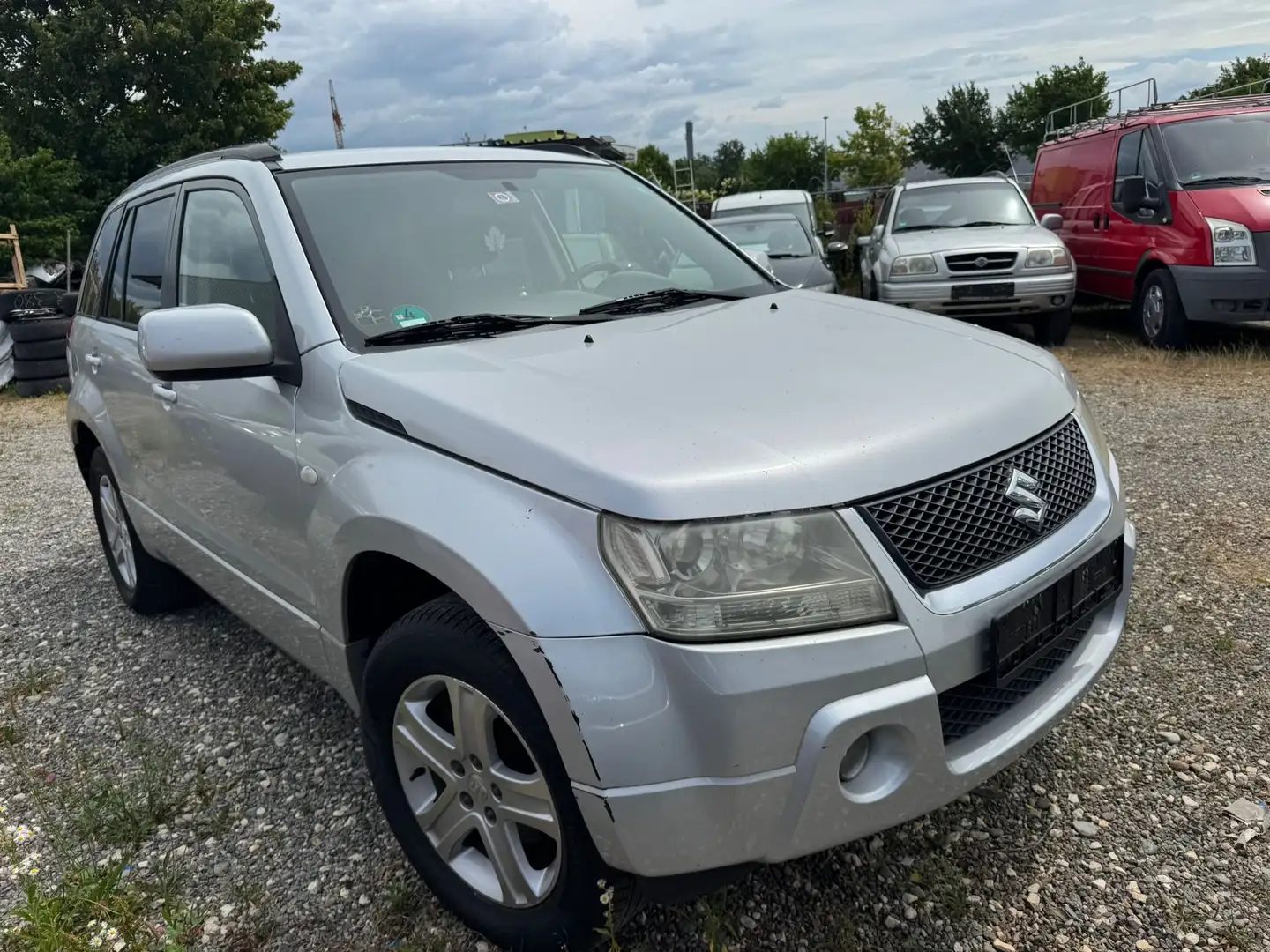 Suzuki Grand Vitara 2.0 Club (5-trg.) - 2