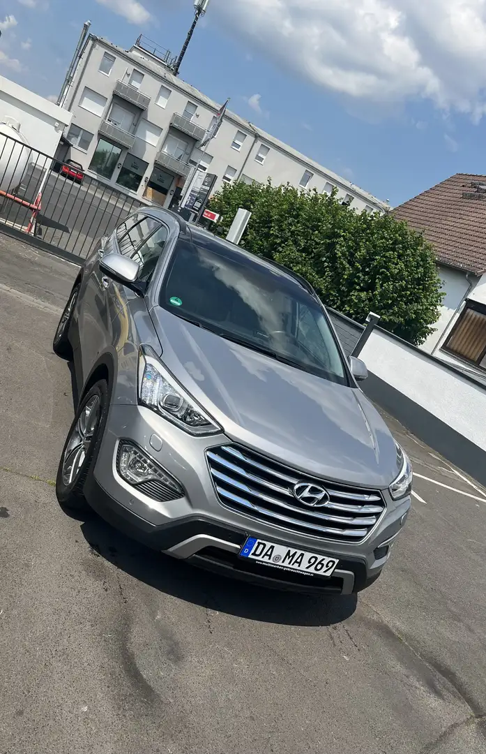 Hyundai Grand Santa Fe 2.2 CRDI 4WD Automatik Premium - 2