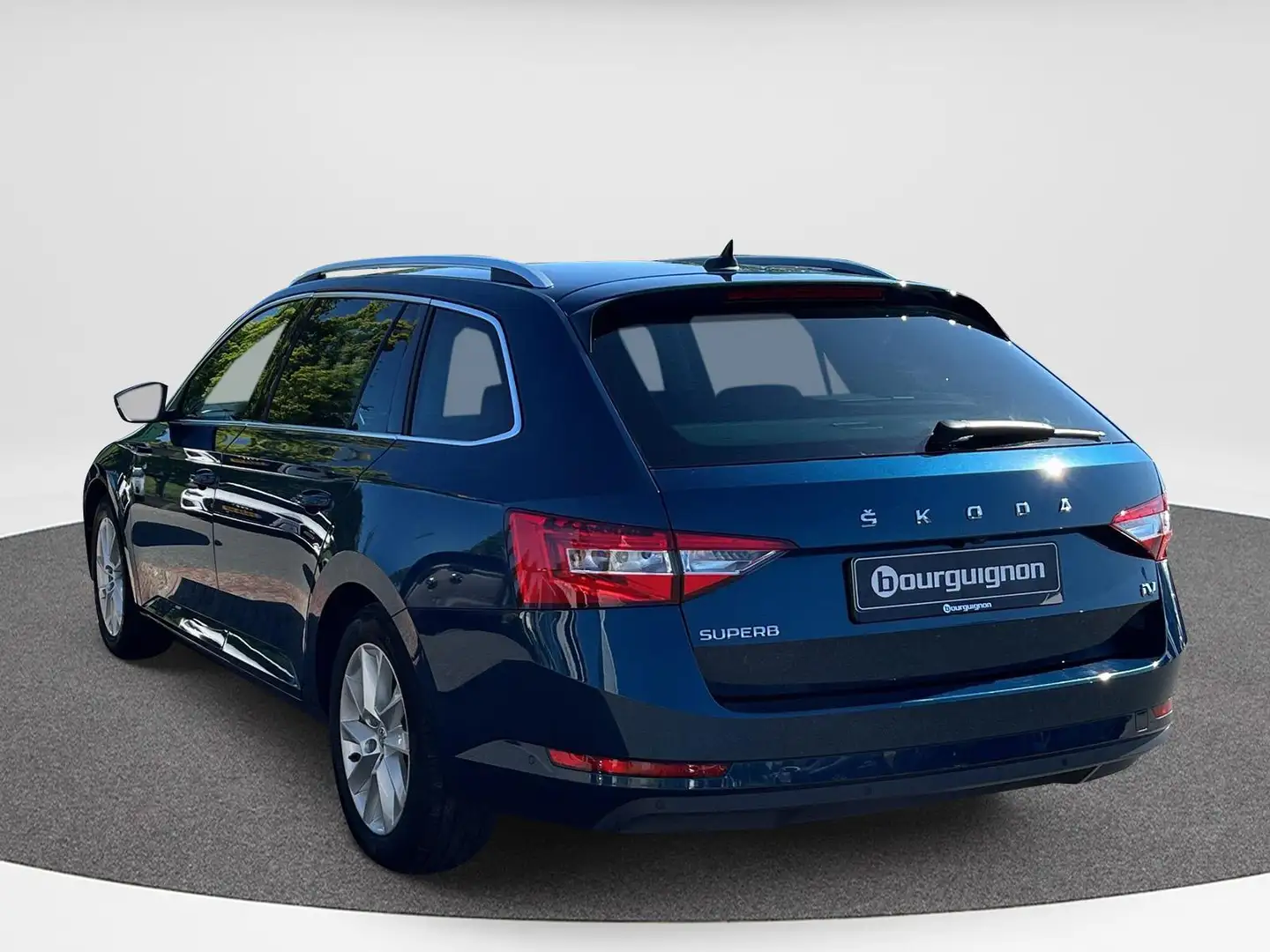 Skoda Superb Combi 1.4 TSI iV Business Edition Plus | PHEV | 21 Blauw - 2